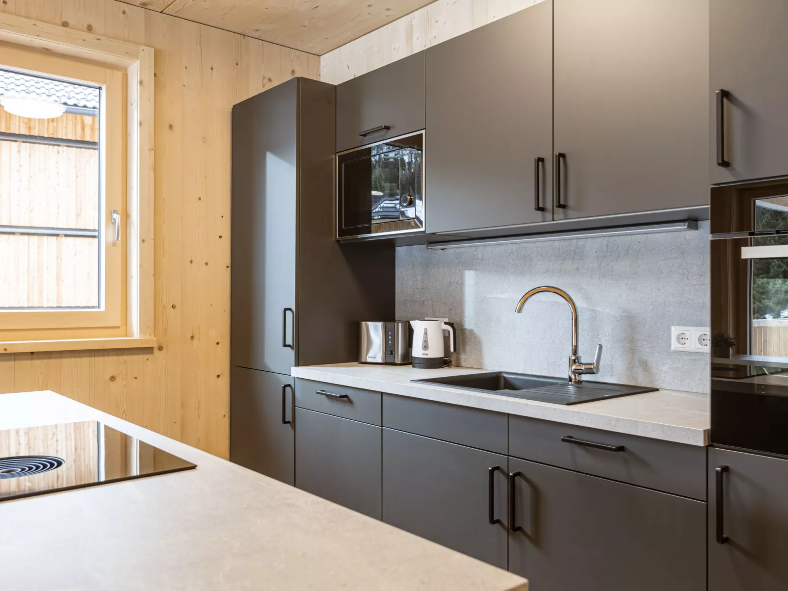 Mit 2 Schlafzimmern & Sauna-Inside