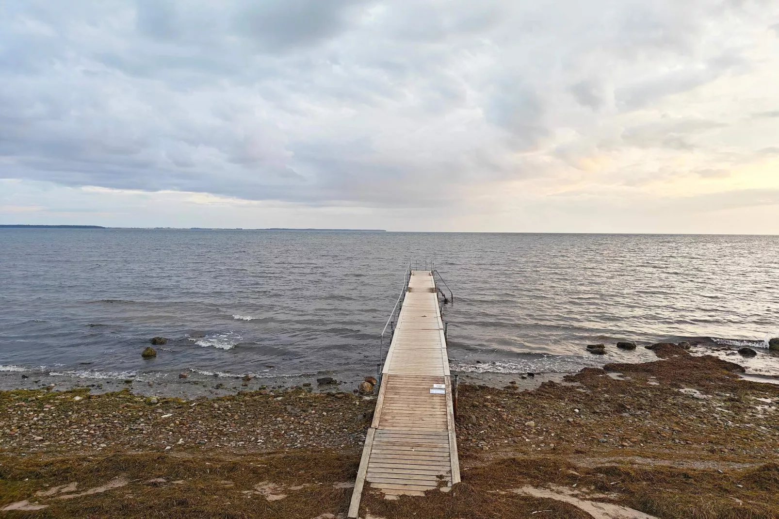 Cozy Summer House Near Ore Strand-Water view