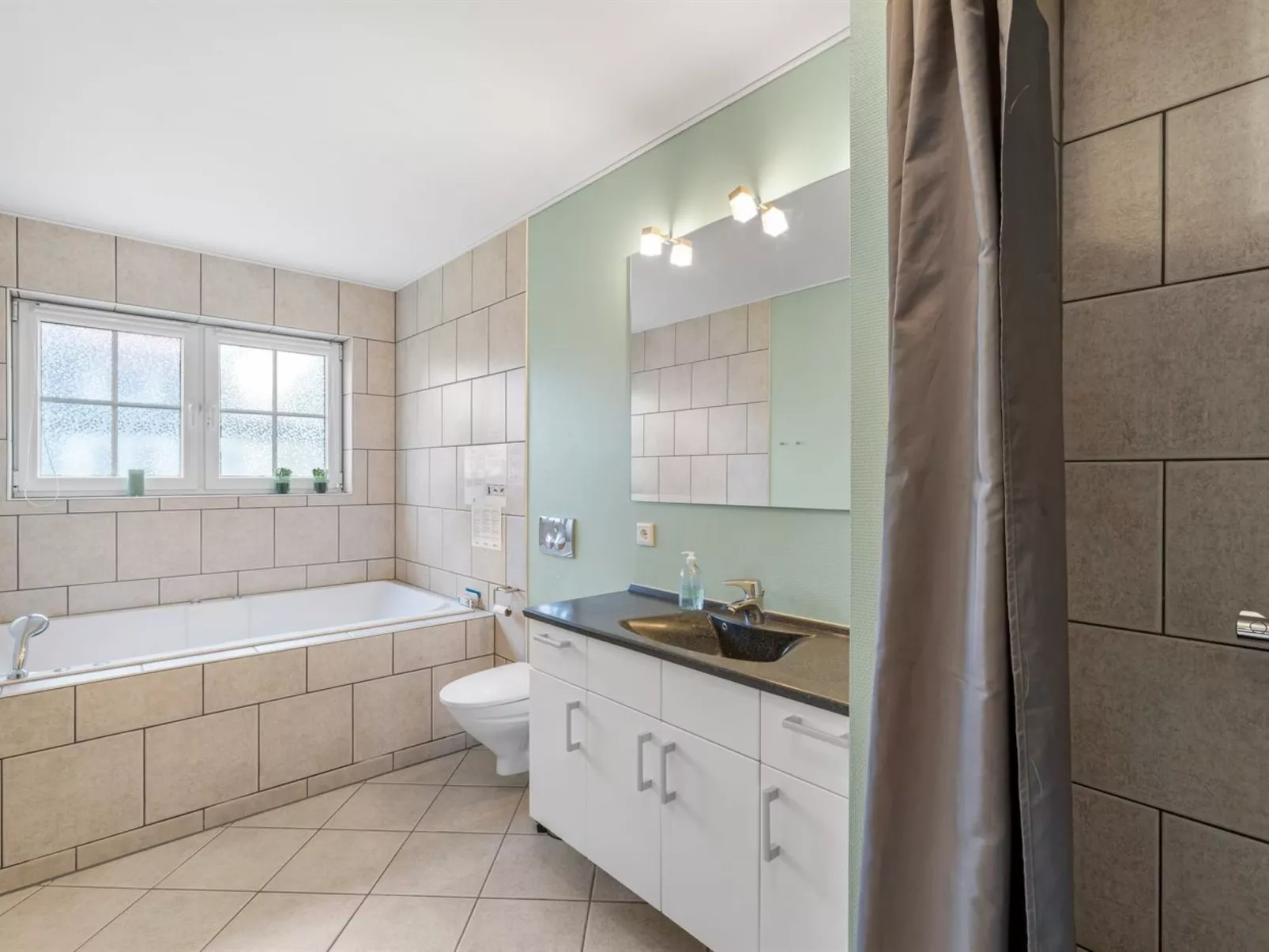 "Casjen" - 250m from the sea-Inside