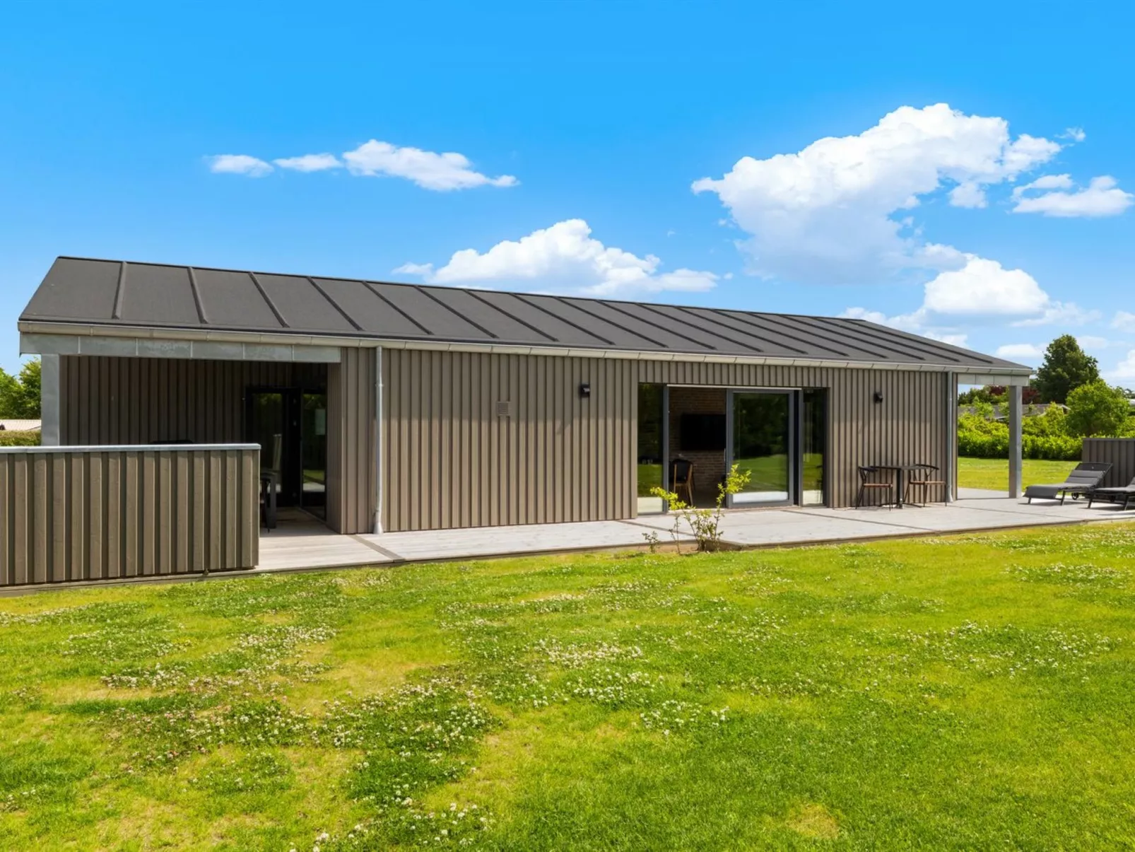 "Tydkil" - 250m from the sea-Draußen