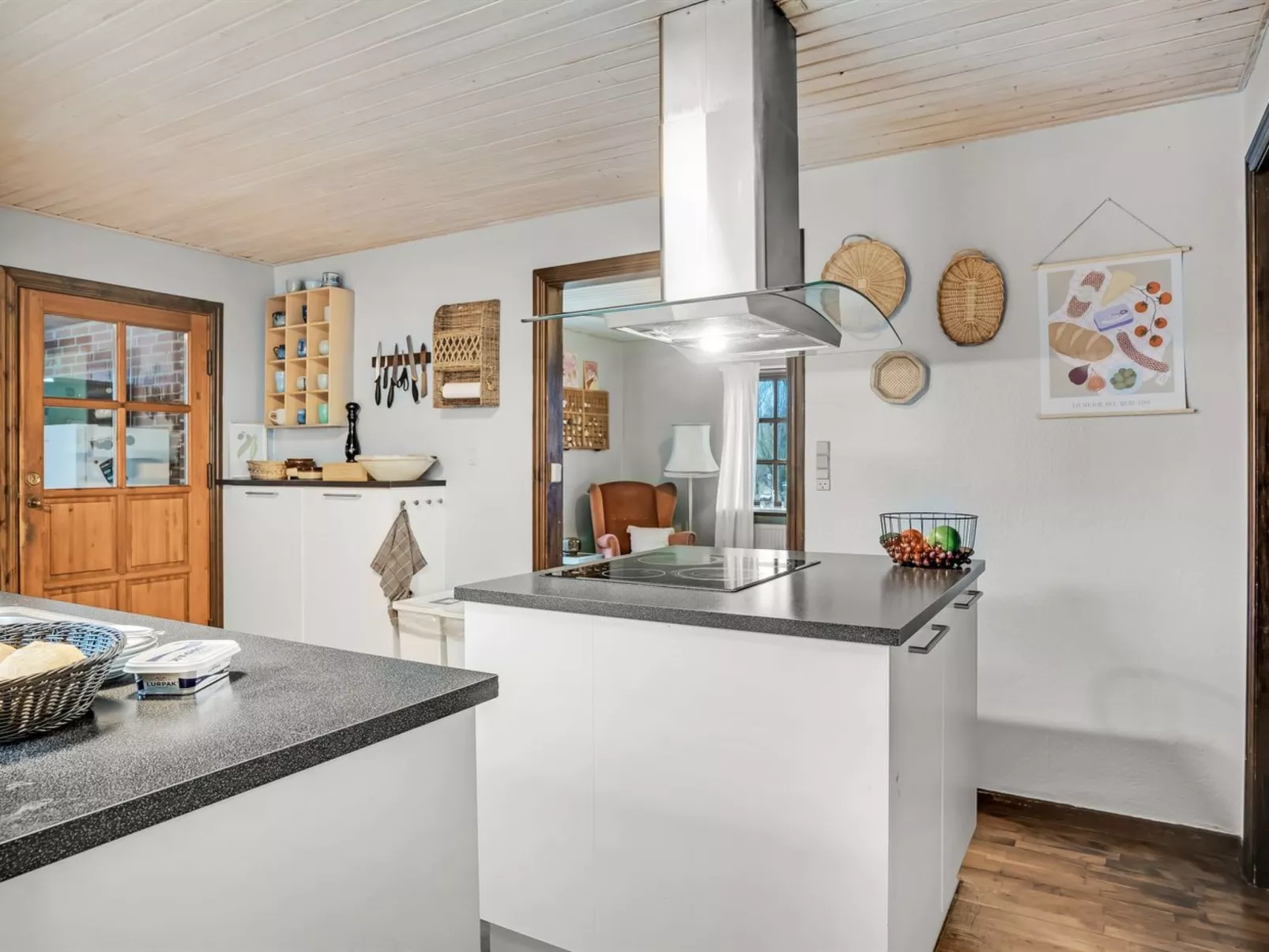 "Star" - 200m to the fjord-Inside