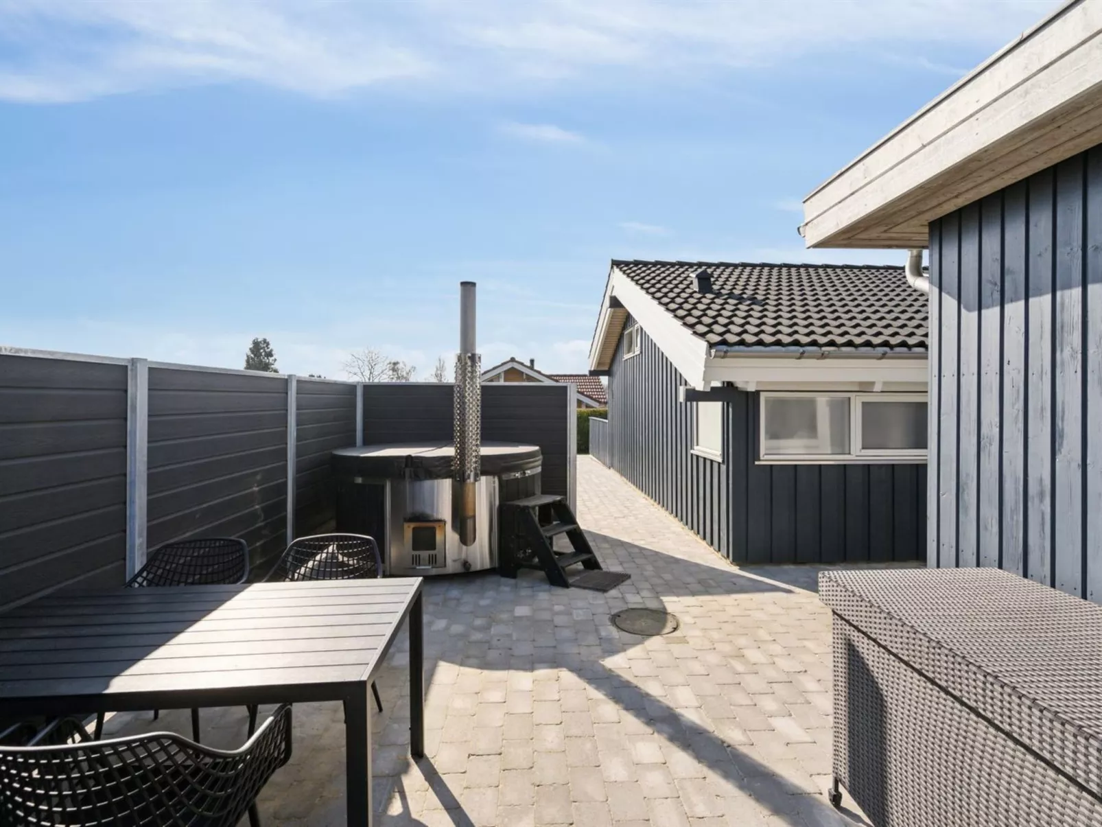 "Annegret" - 200m from the sea-Outside