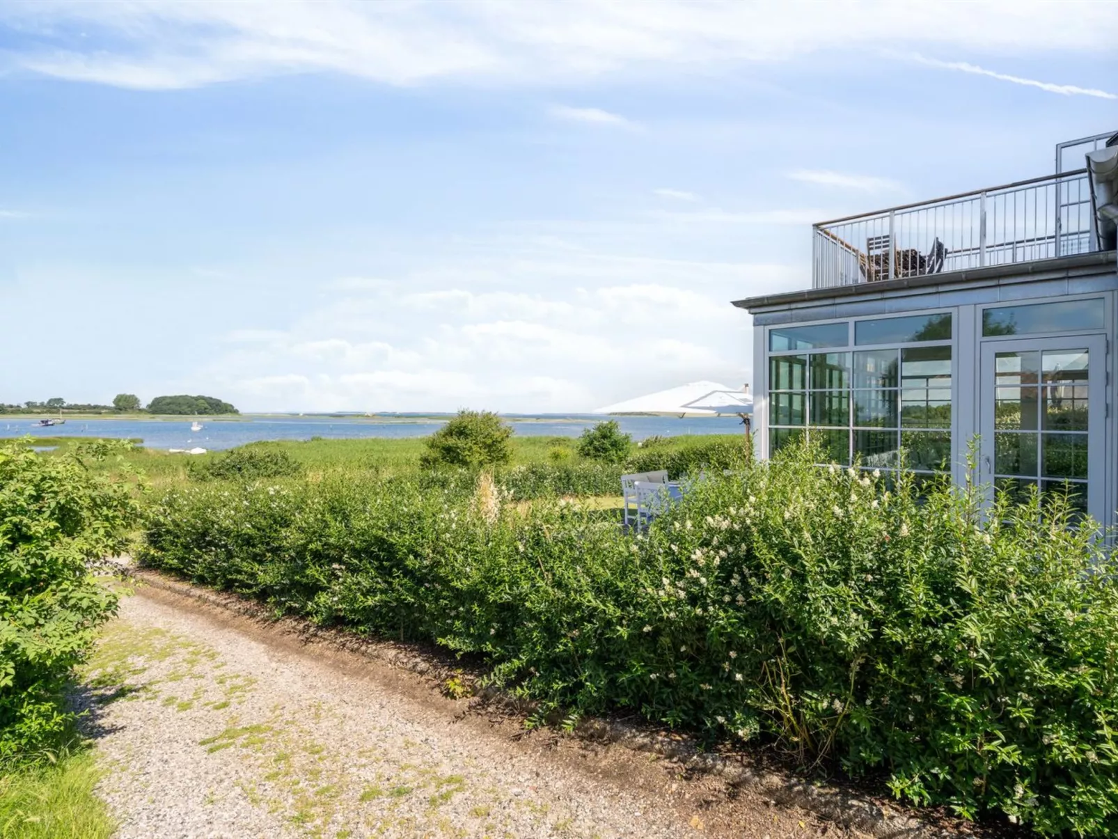 "Devis" - 75m from the sea-Outside