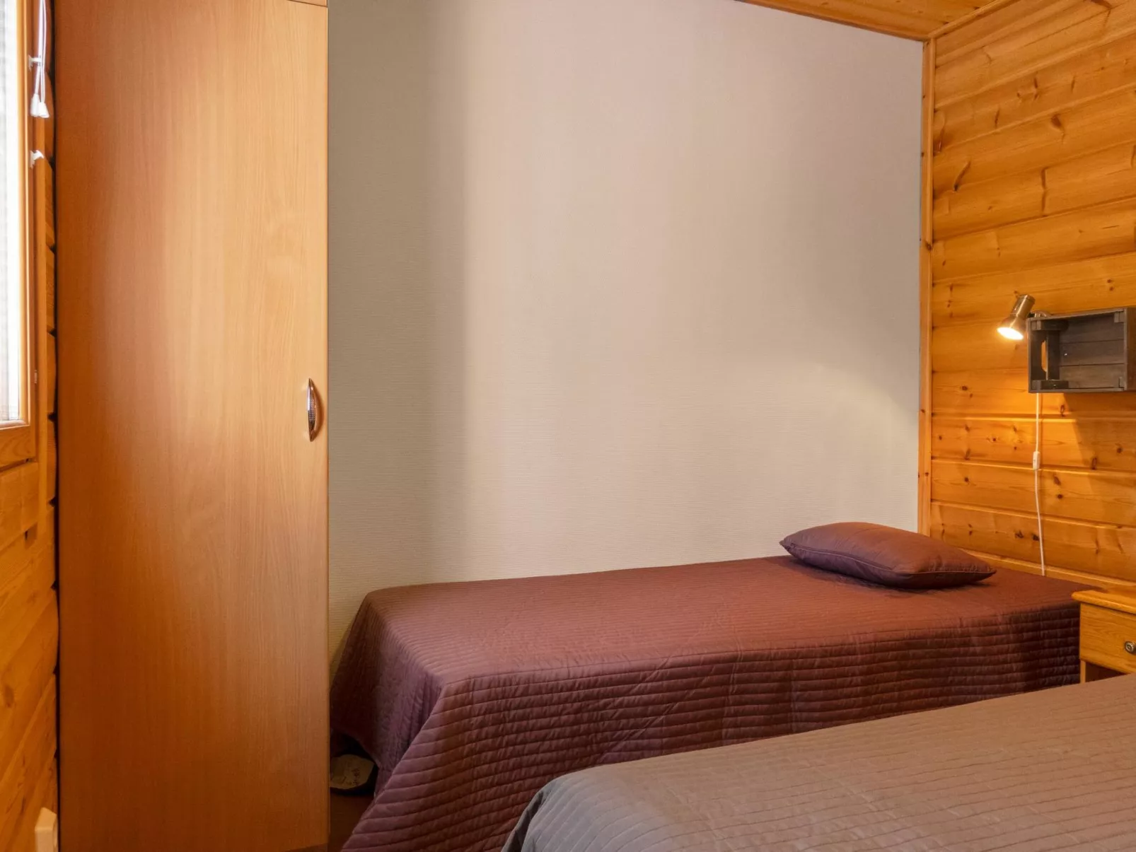 Hirvas levi 3-Inside