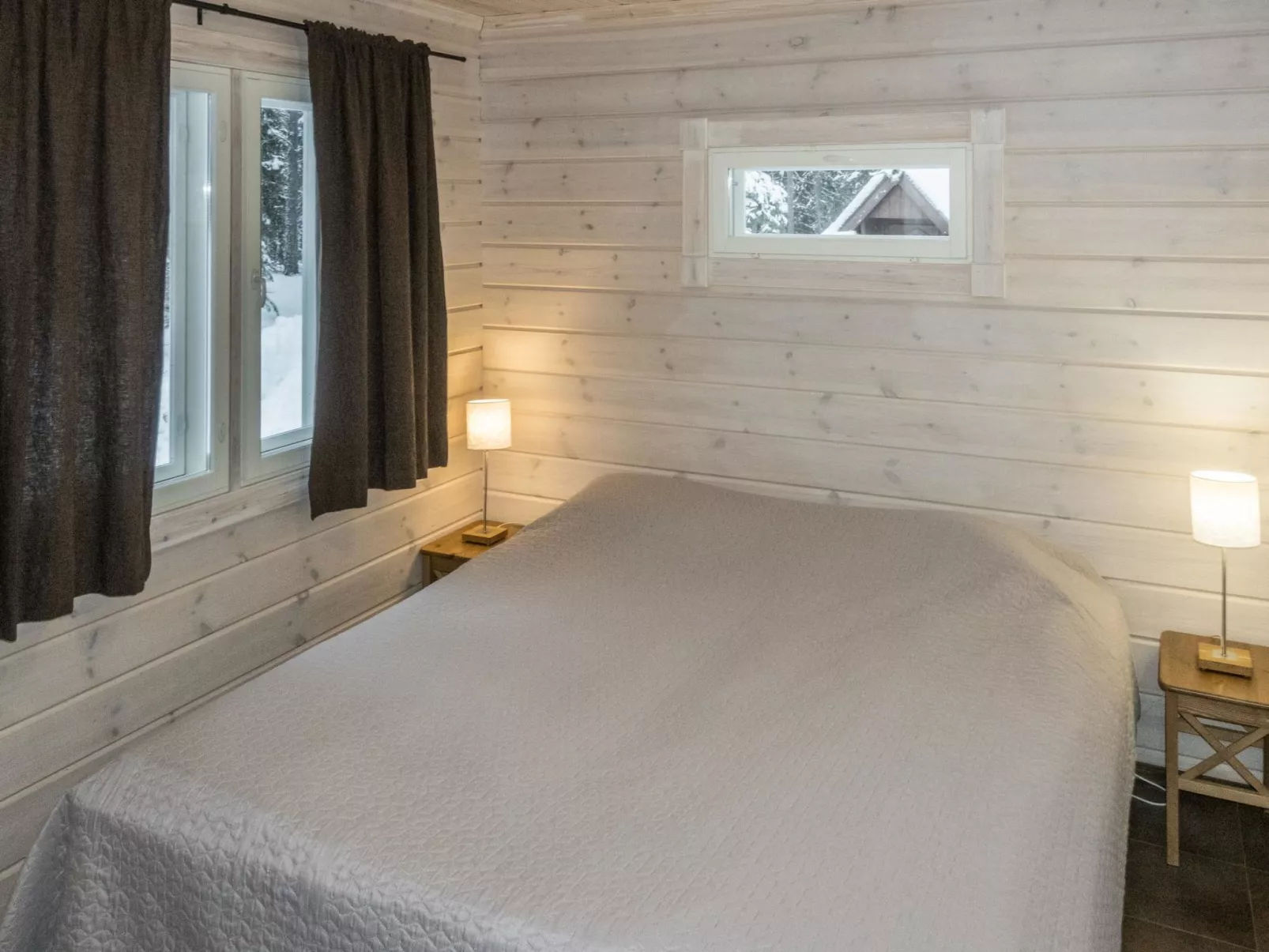 Atrin suvanto b-Dedans