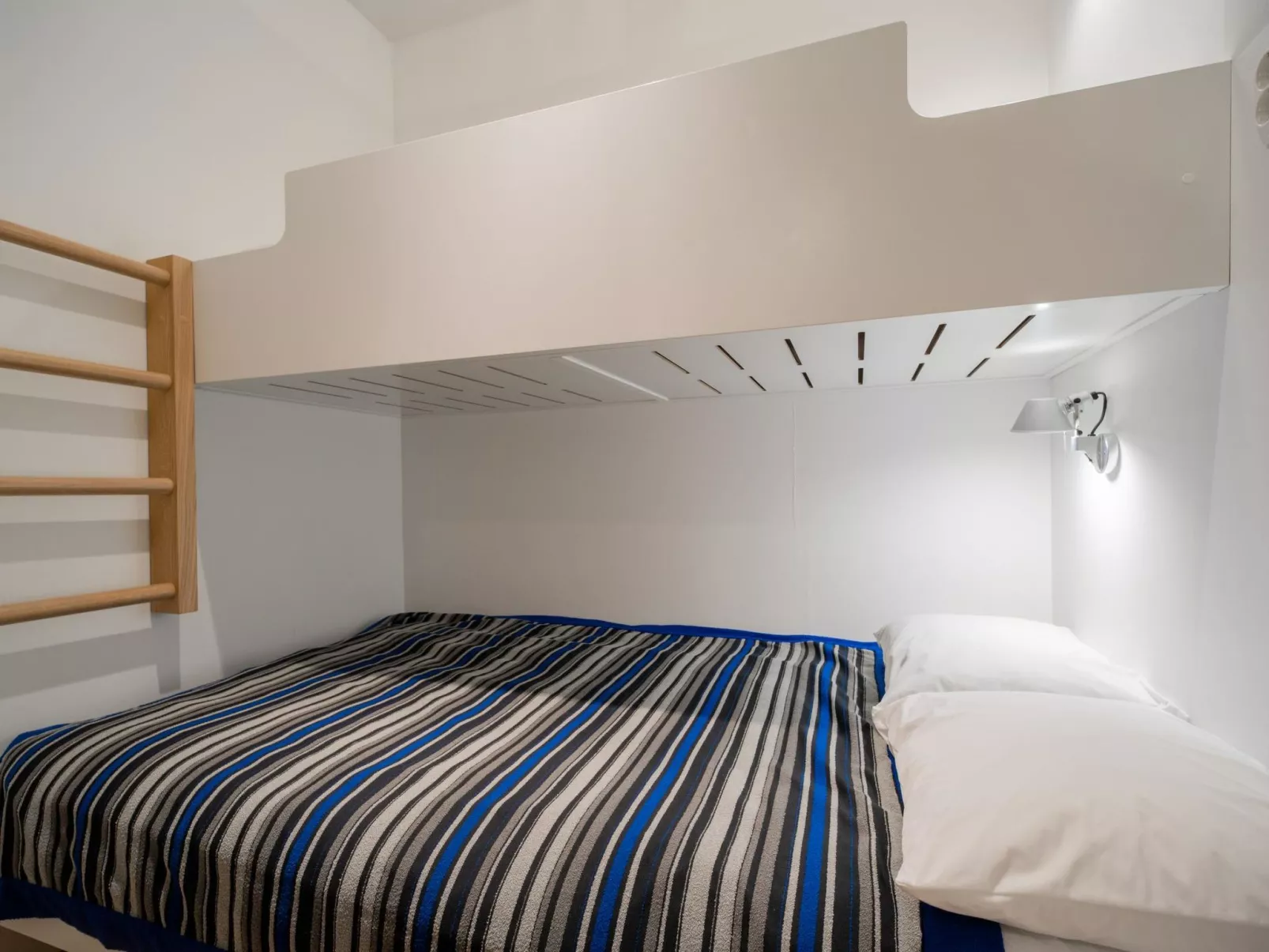 Nordic chalet 9411-Dedans