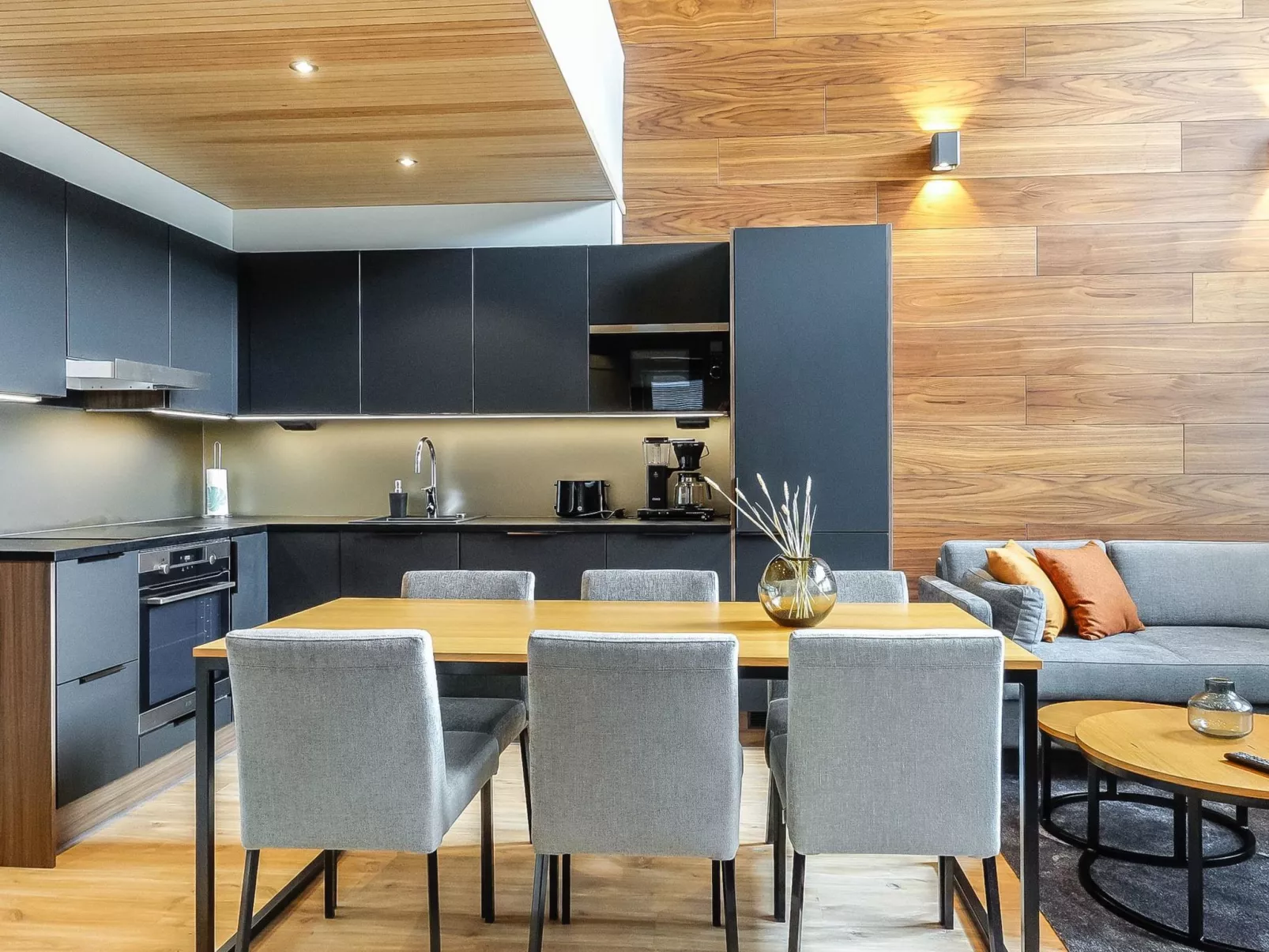 Levin kunkku c11-Drinnen