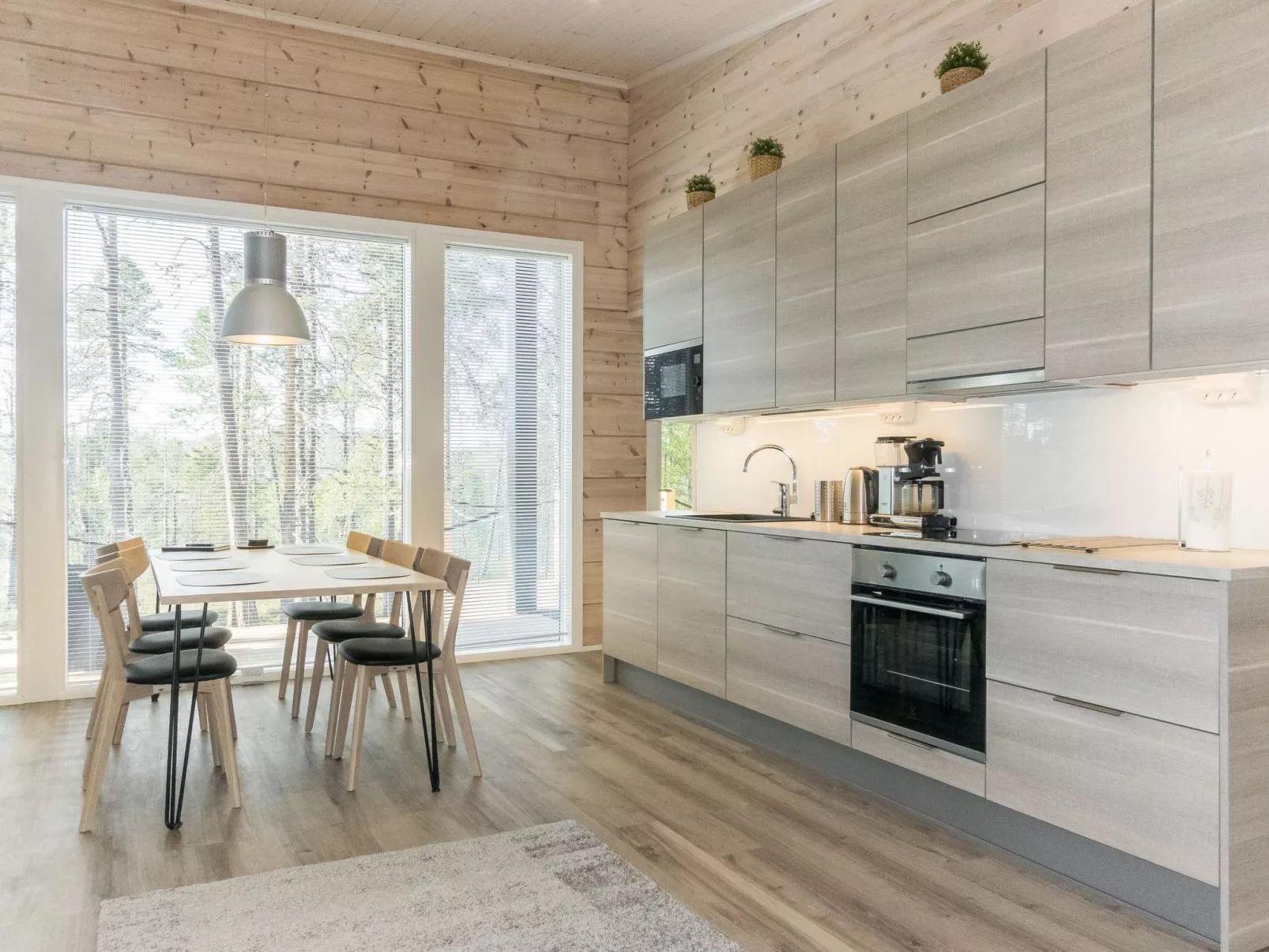 Villa paatari-Inside