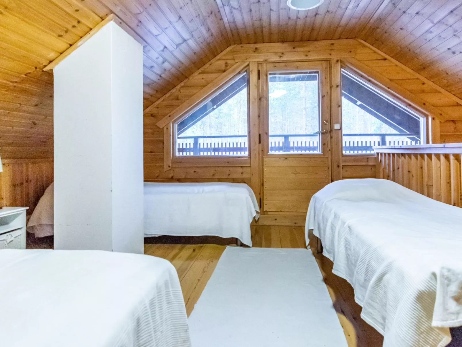 Saukonpiilo 2-Drinnen