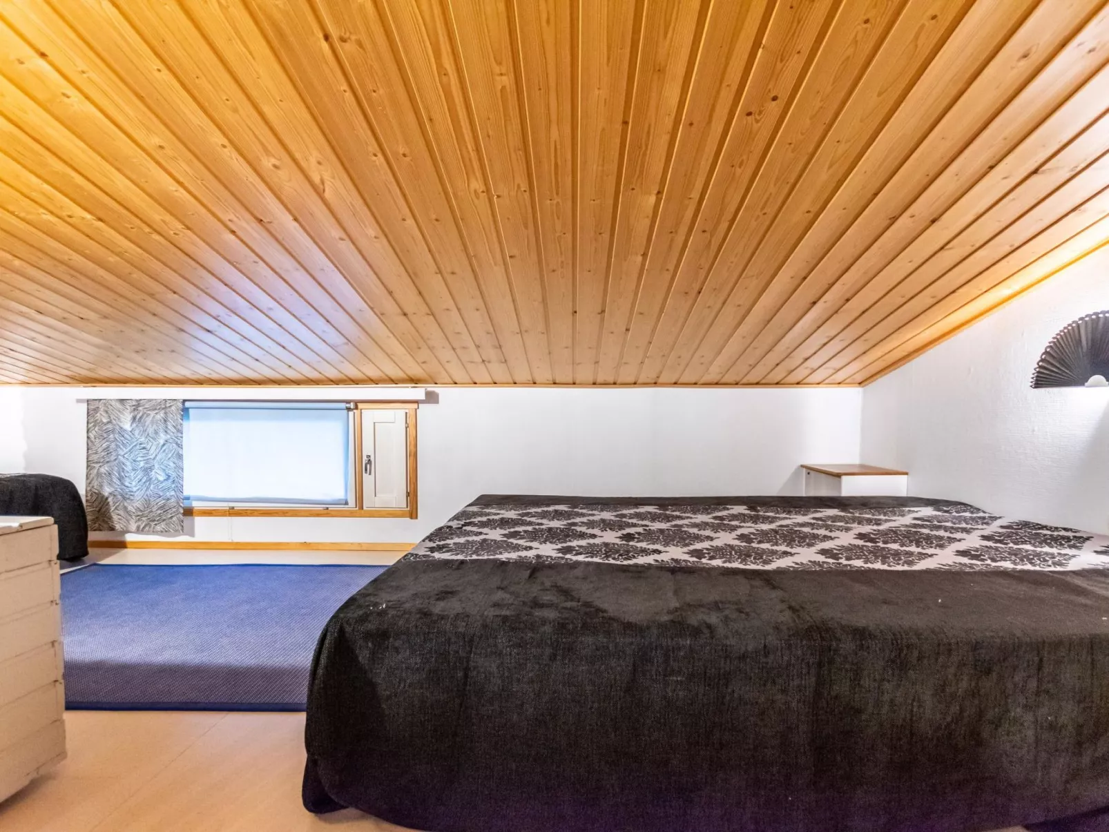 Oivanpyhä c 10-Dedans