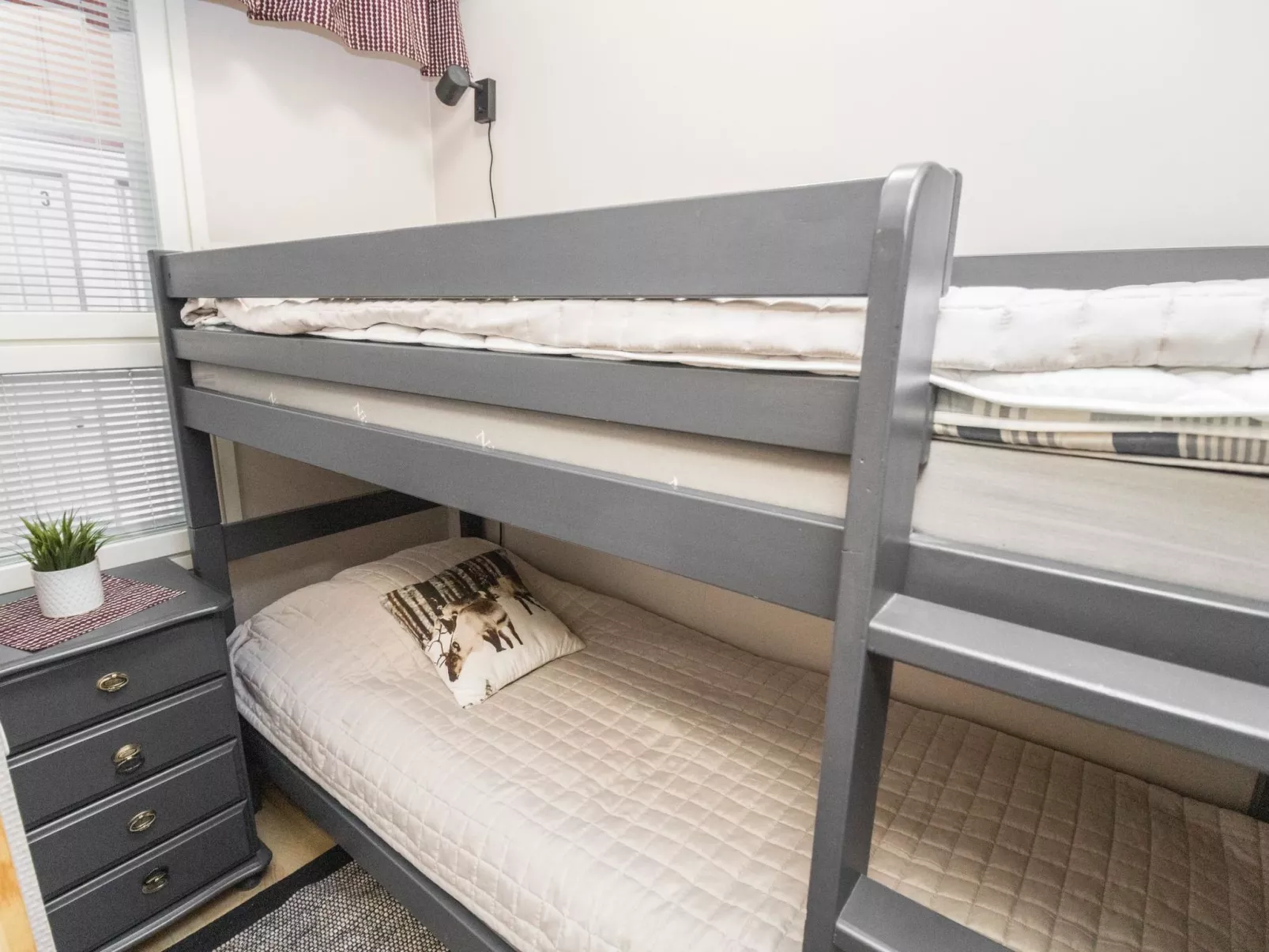 Outapailakka i 1-Inside