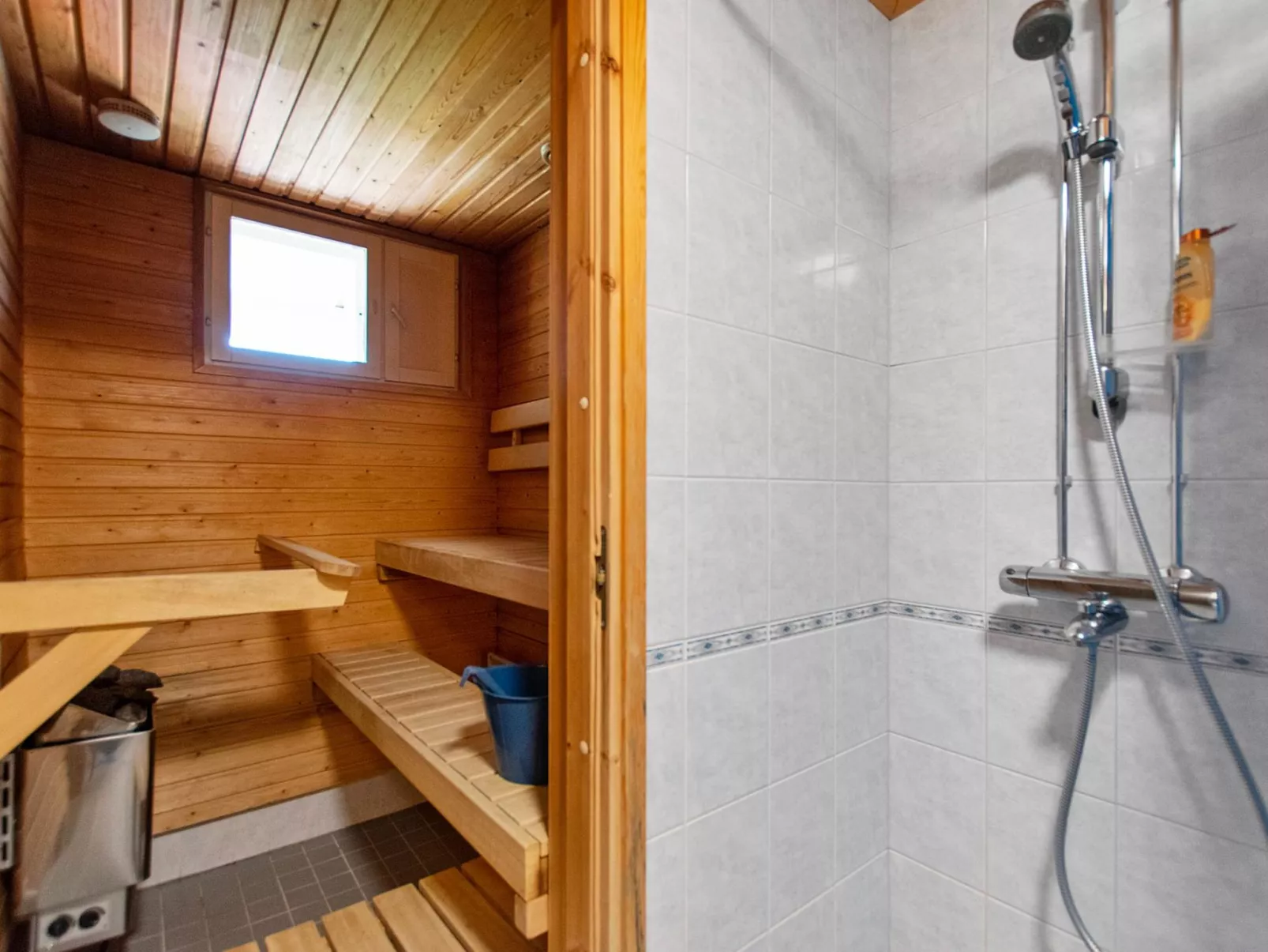 Outapailakka j 12-Inside