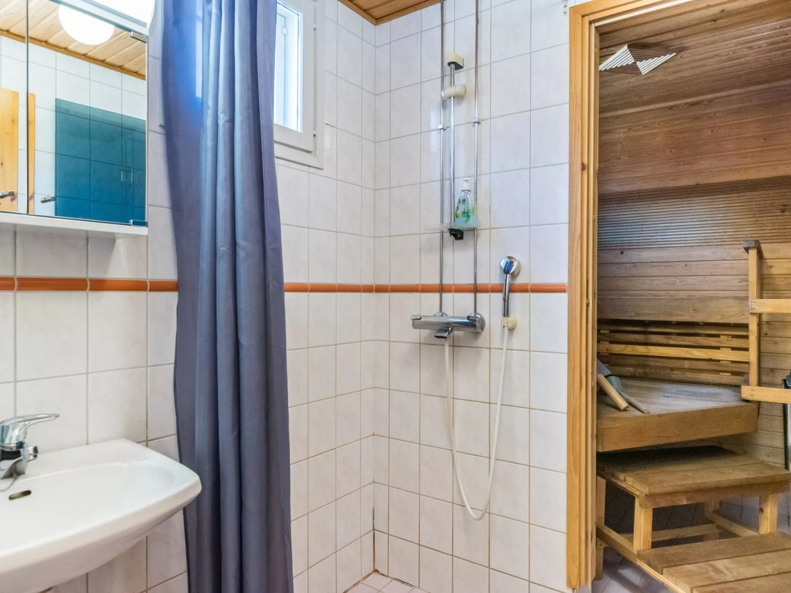 Moitakuru a23-Inside