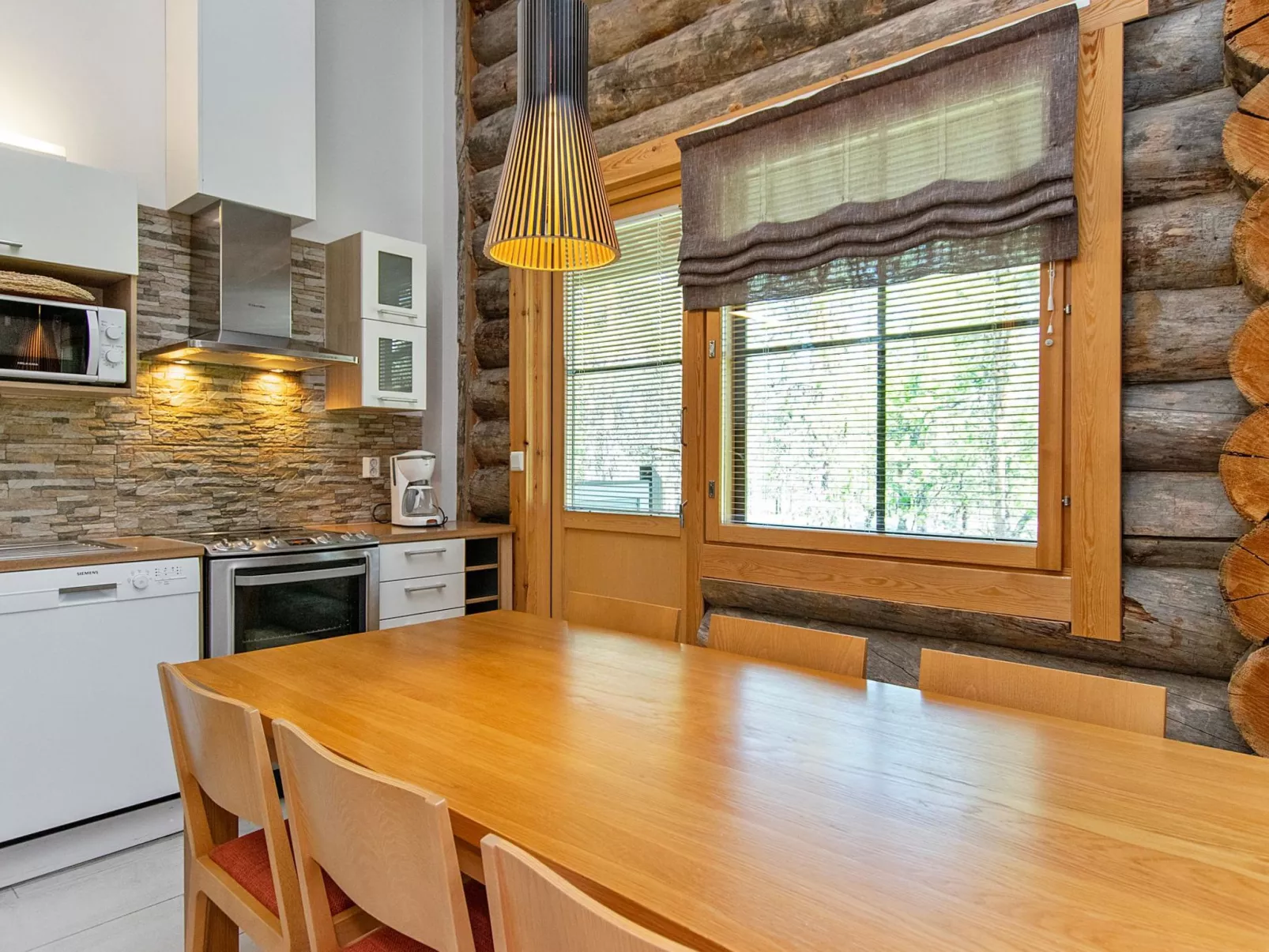 Nilikuru c 6-Drinnen