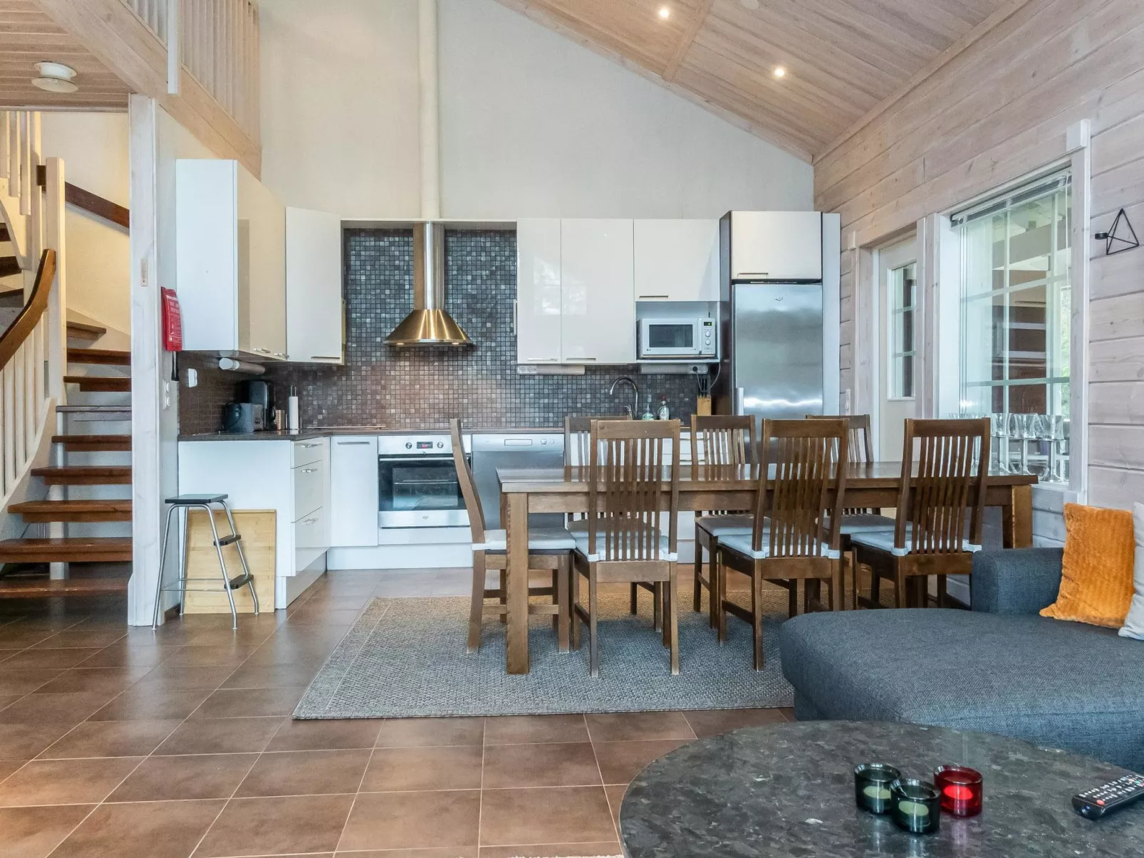 Atrin suvanto a-Inside