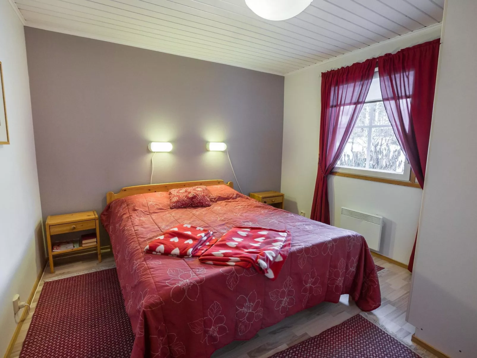 Nutukas/ylläksen lapikas-Drinnen