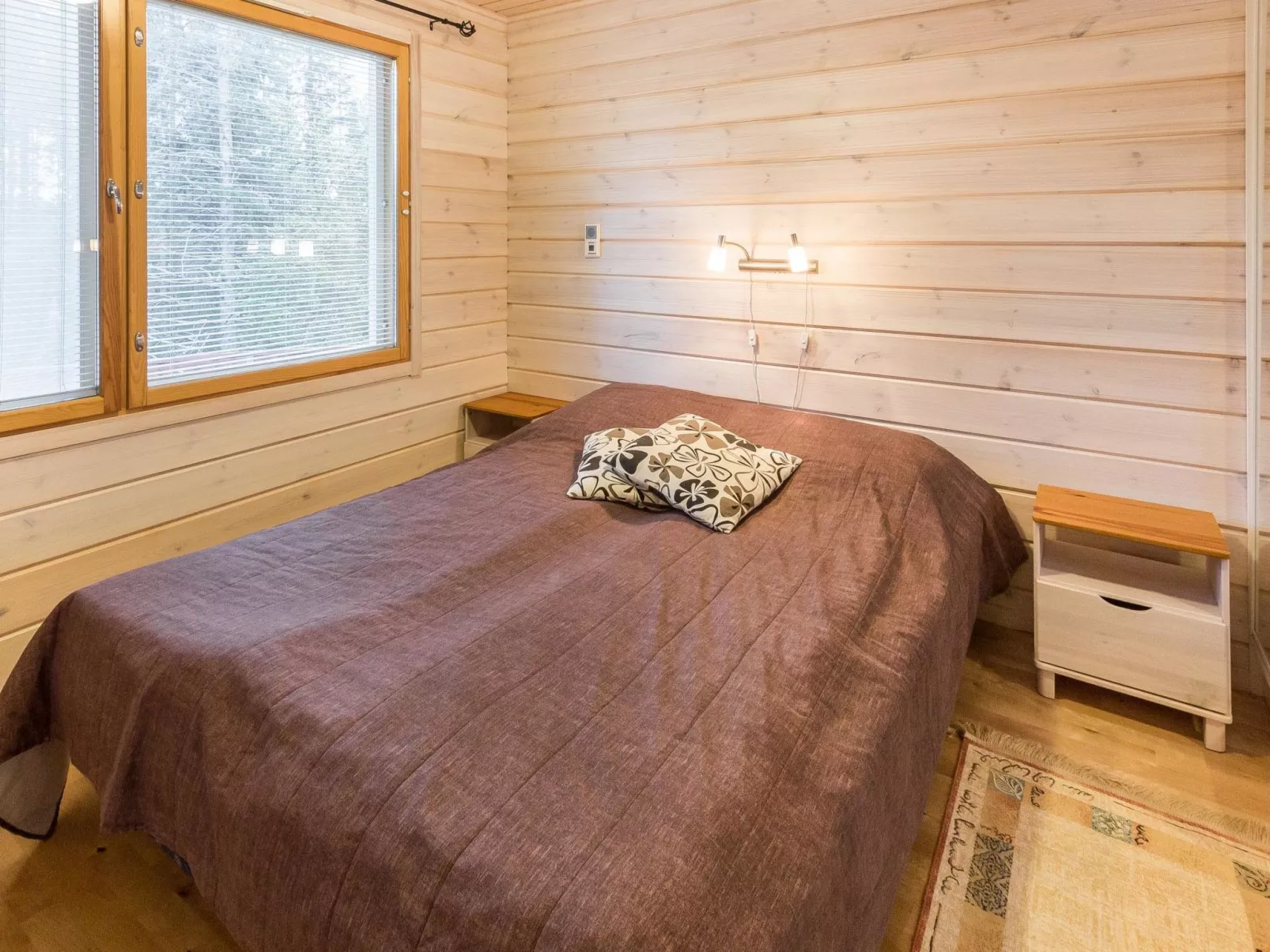 Ylläksen sirppikuu 2-Drinnen