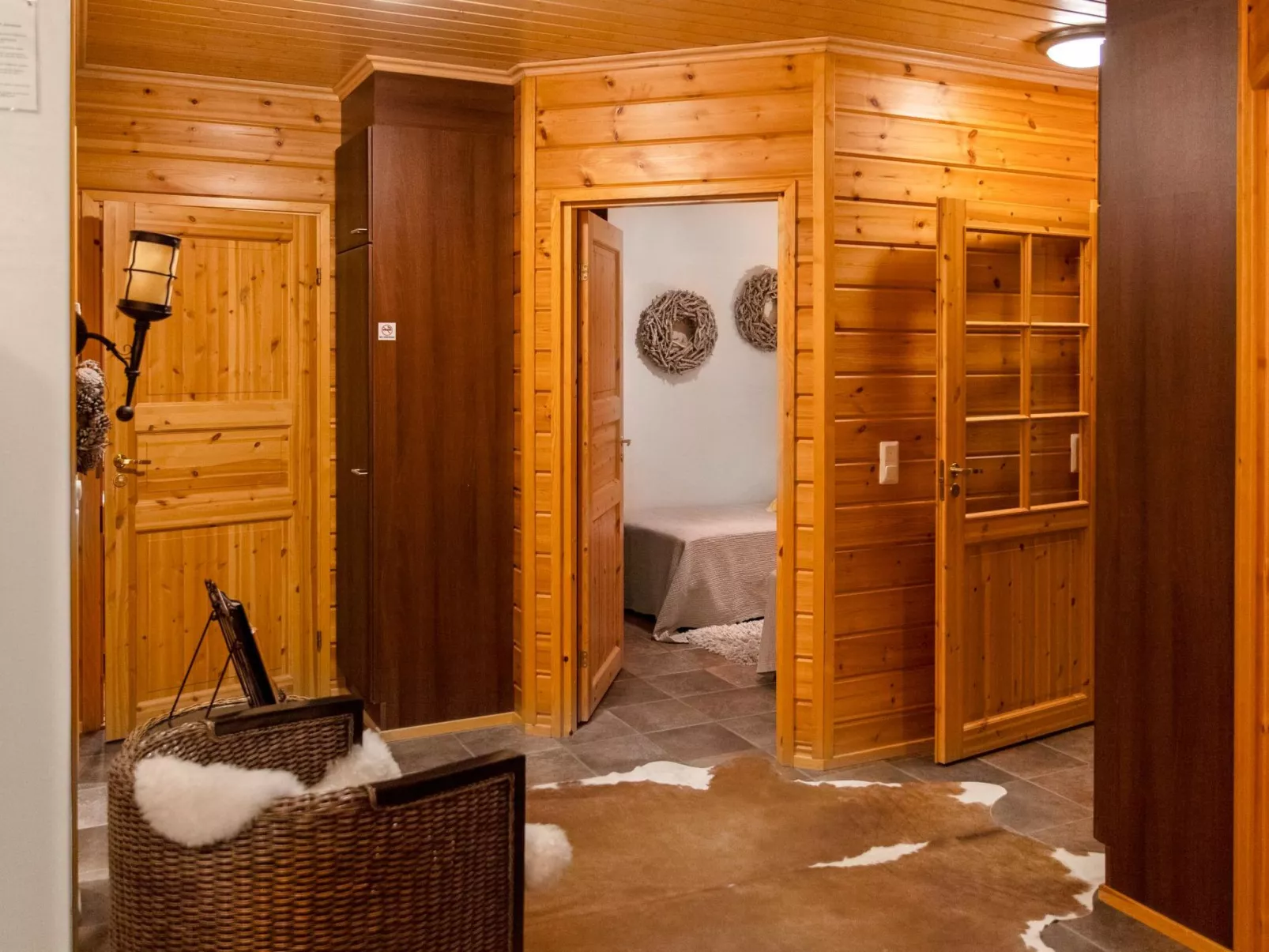 Lehtovilla a-Drinnen