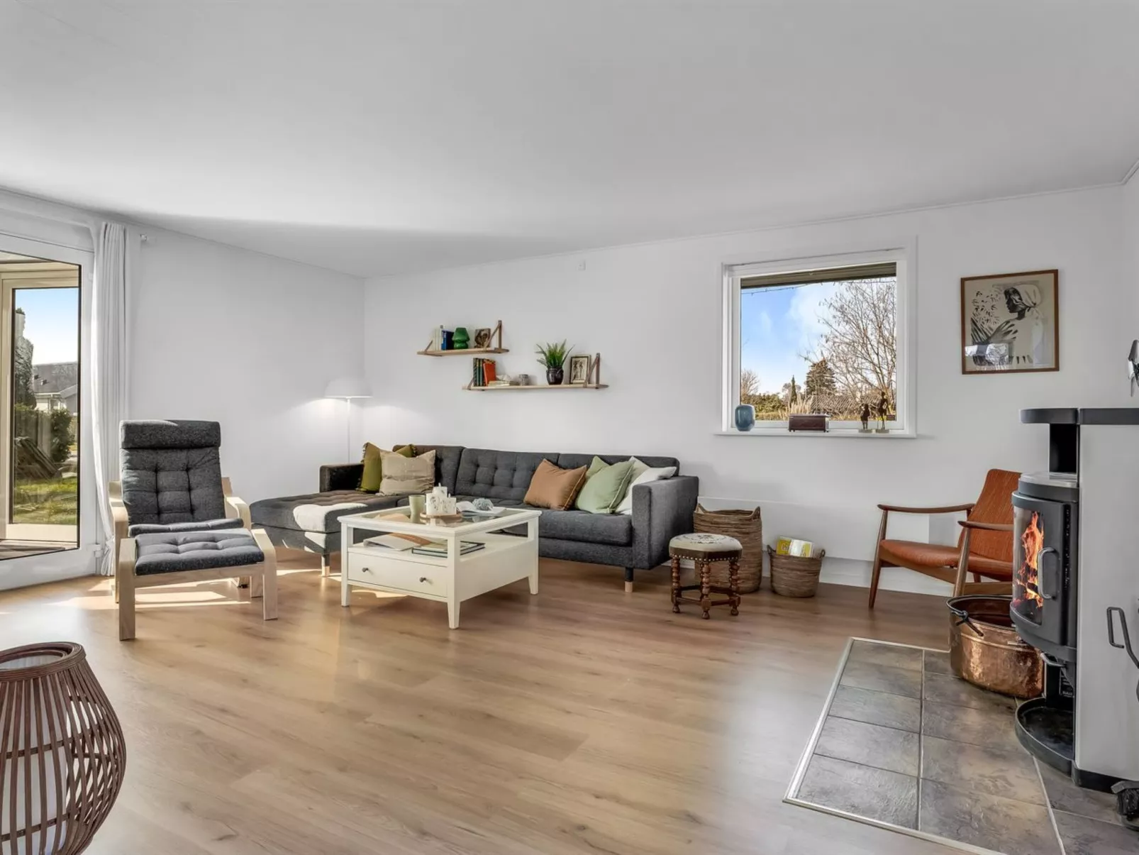 "Hane" - 750m from the sea-Inside