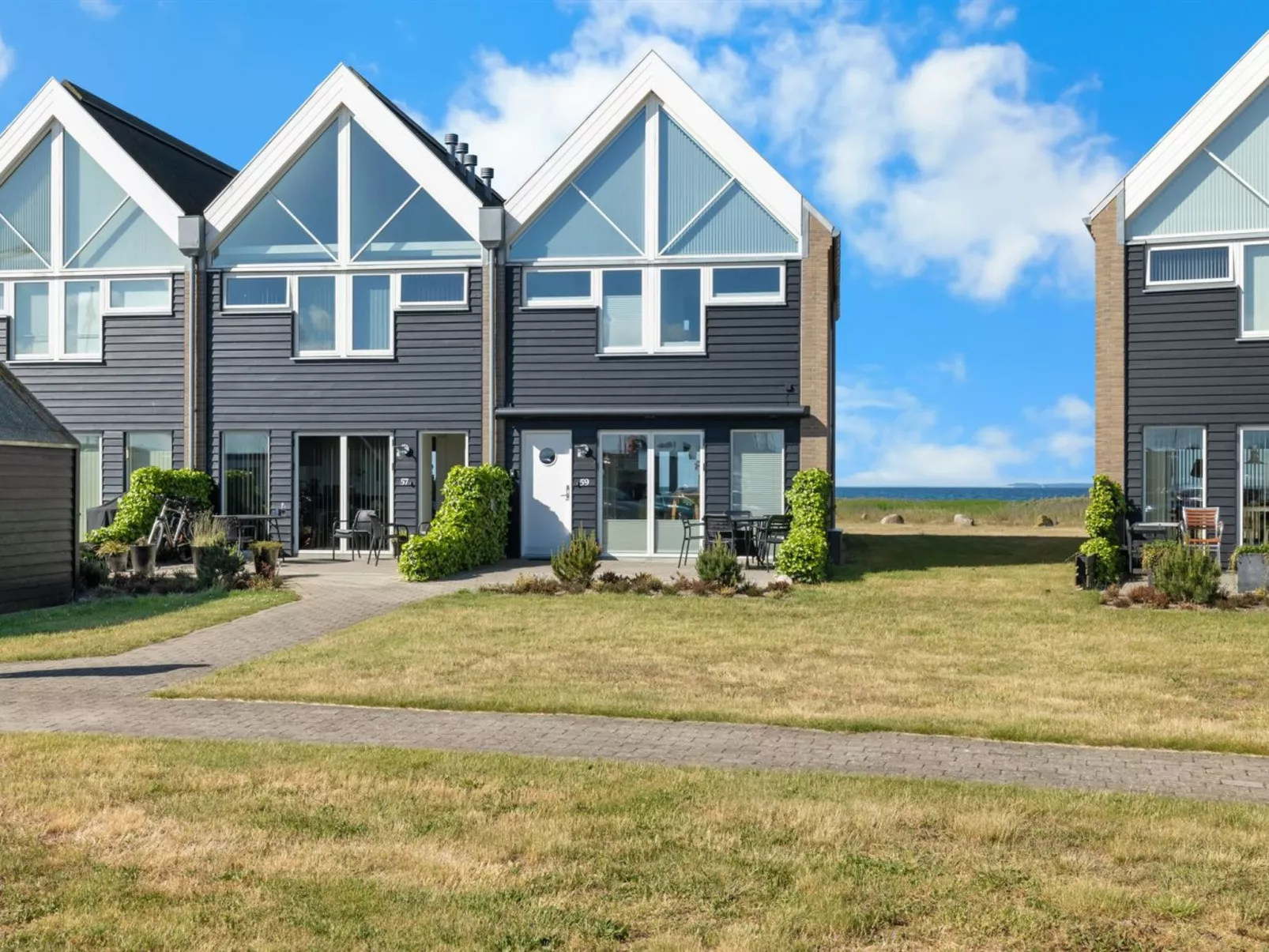 "Claudine" - 90m from the sea-Draußen