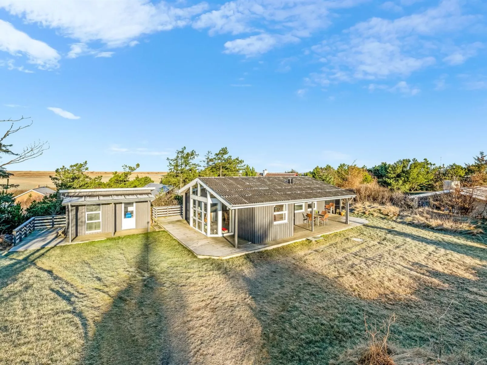 "Elsabet" - 700m to the fjord-Draußen