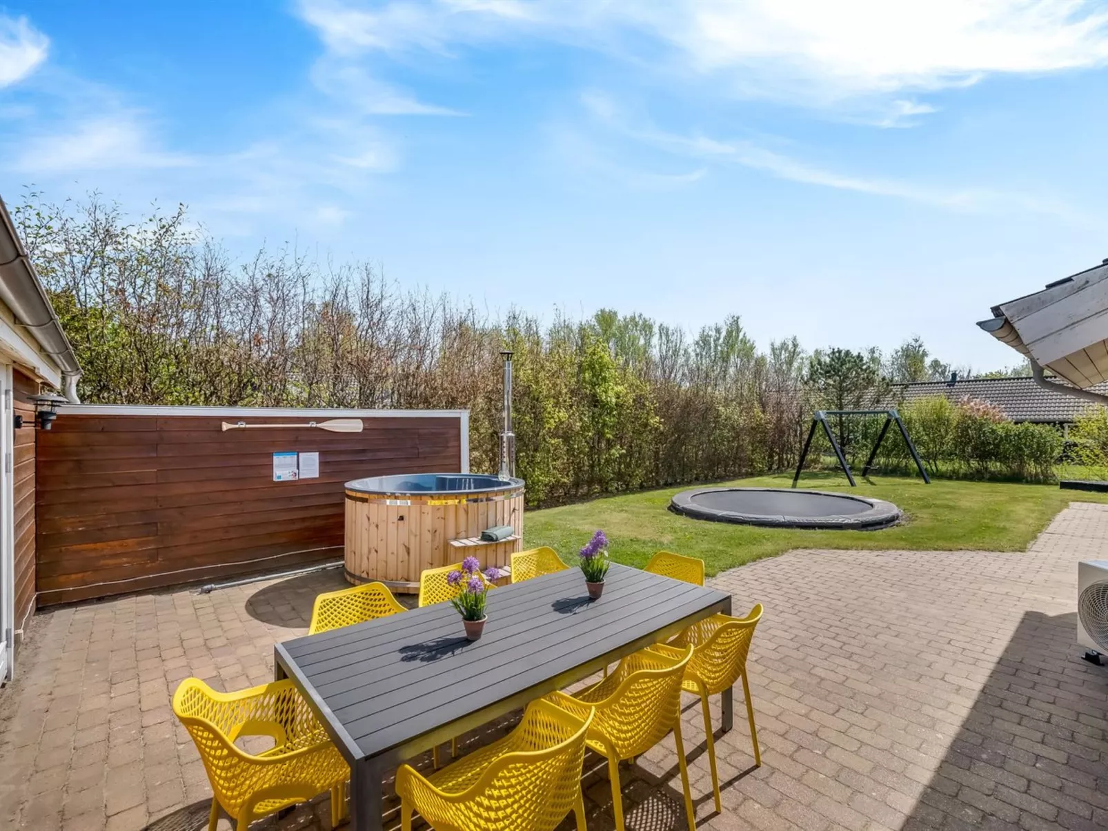 "Gunwald" - 1km to the fjord-Drinnen