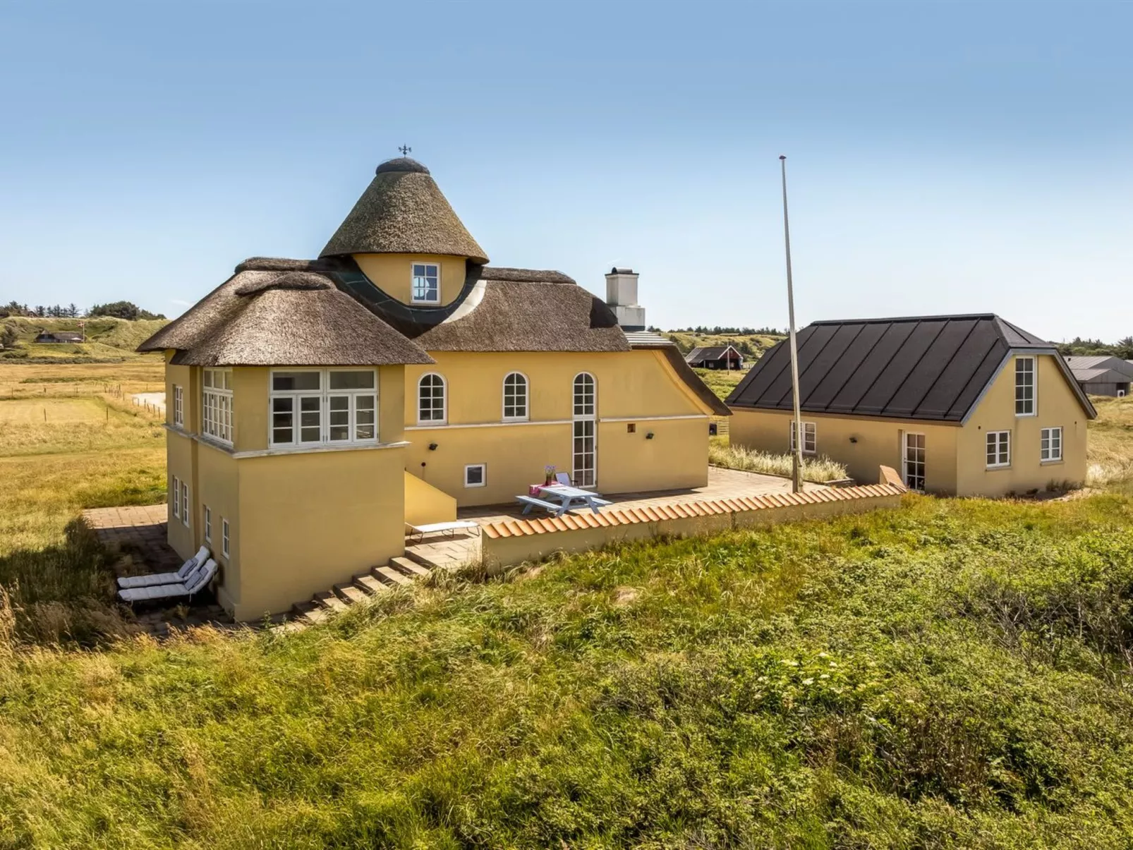 "Amina" - 200m from the sea-Draußen