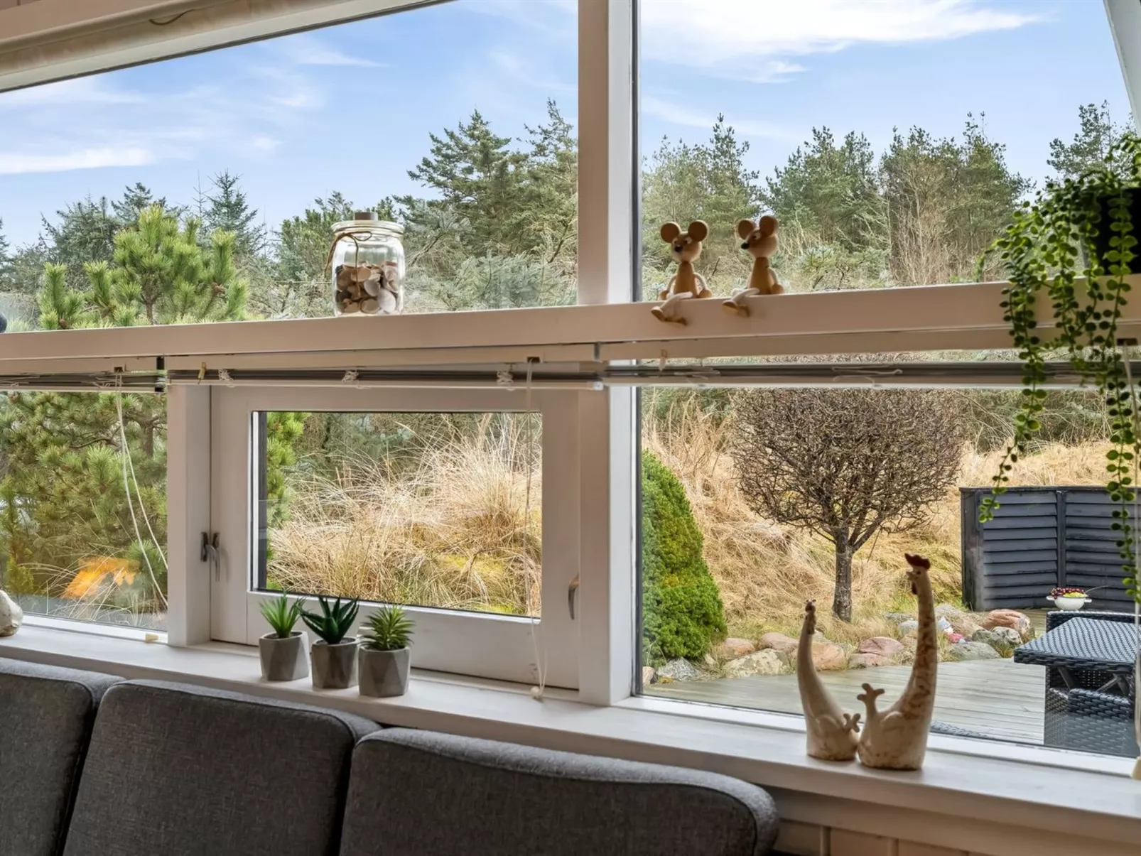 "Annemone" - 900m from the sea-Dedans