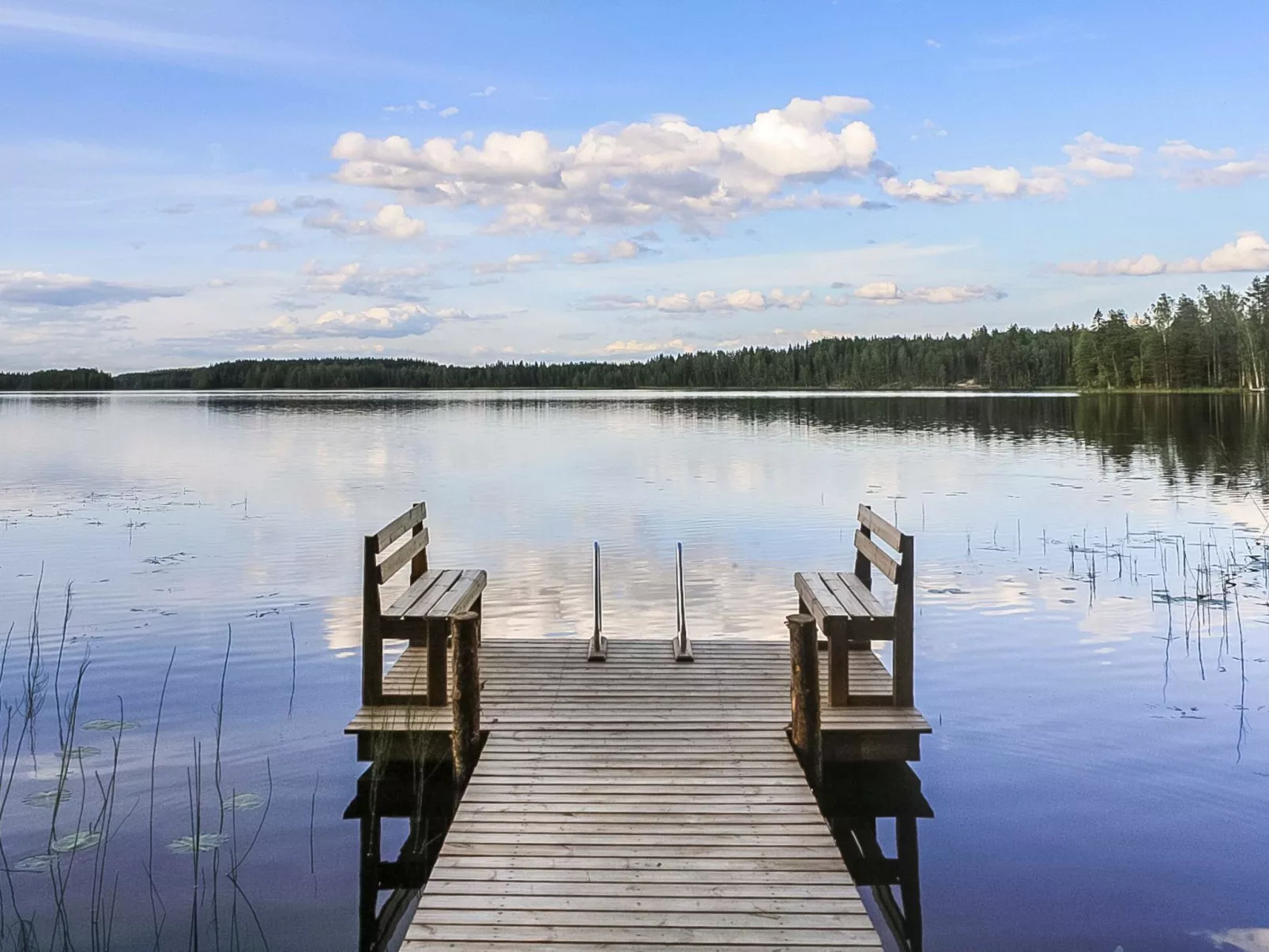 Eemilin huvila-Dedans