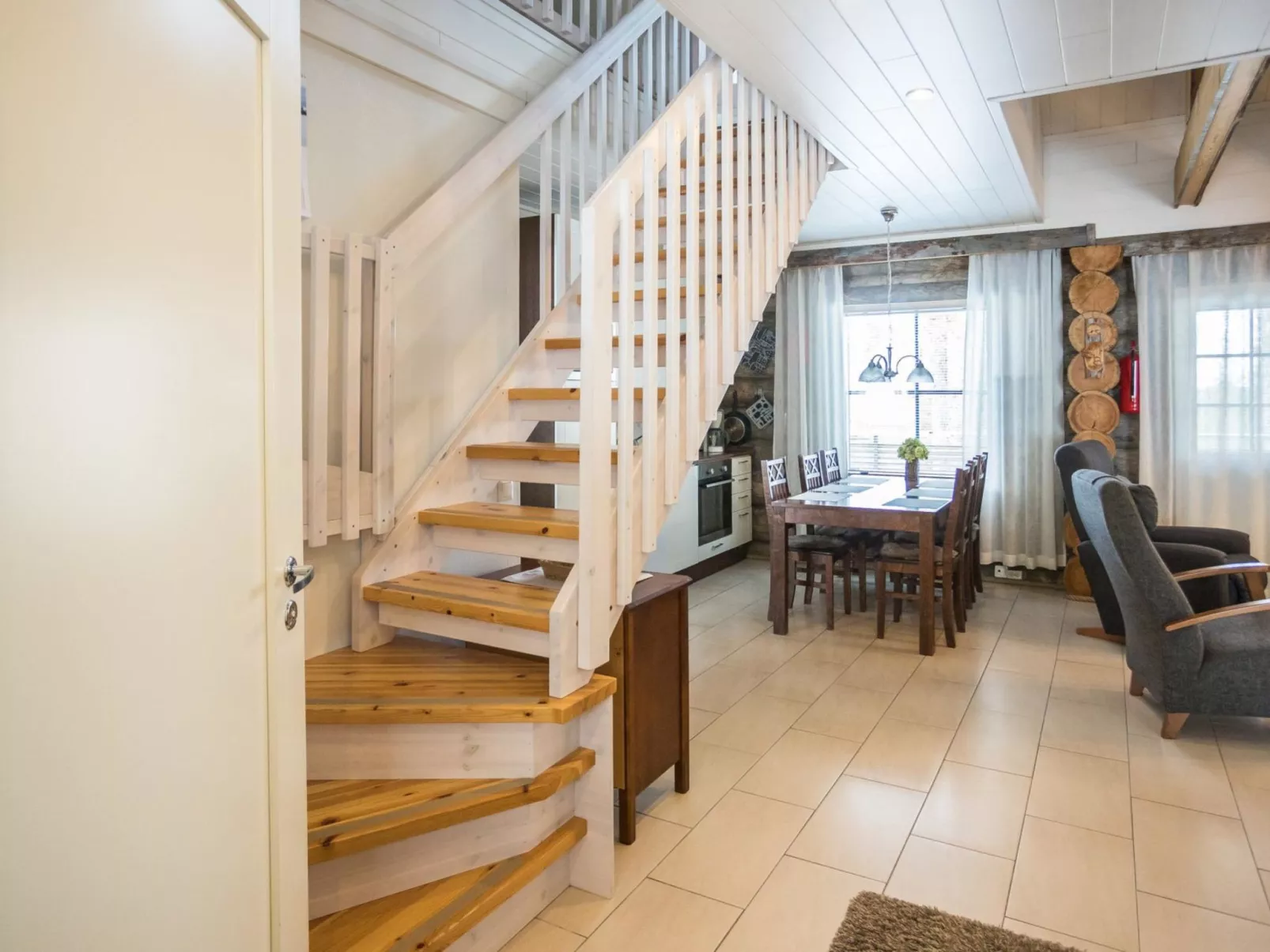 Maahisenrinne 1 as 4-Drinnen