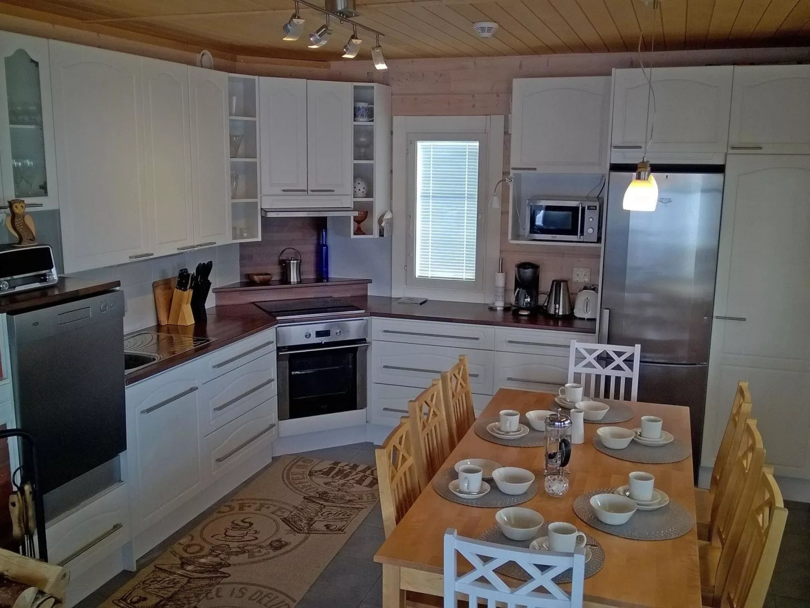 Huvila ferdinand-Inside