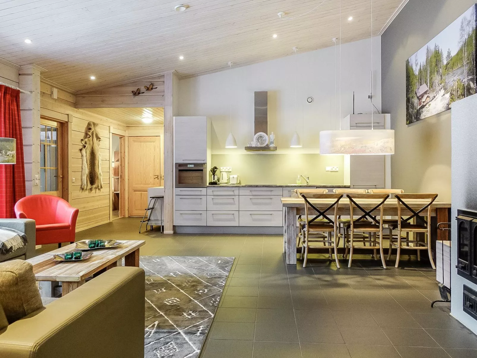 Sallan panparkstie 14 b-Dedans