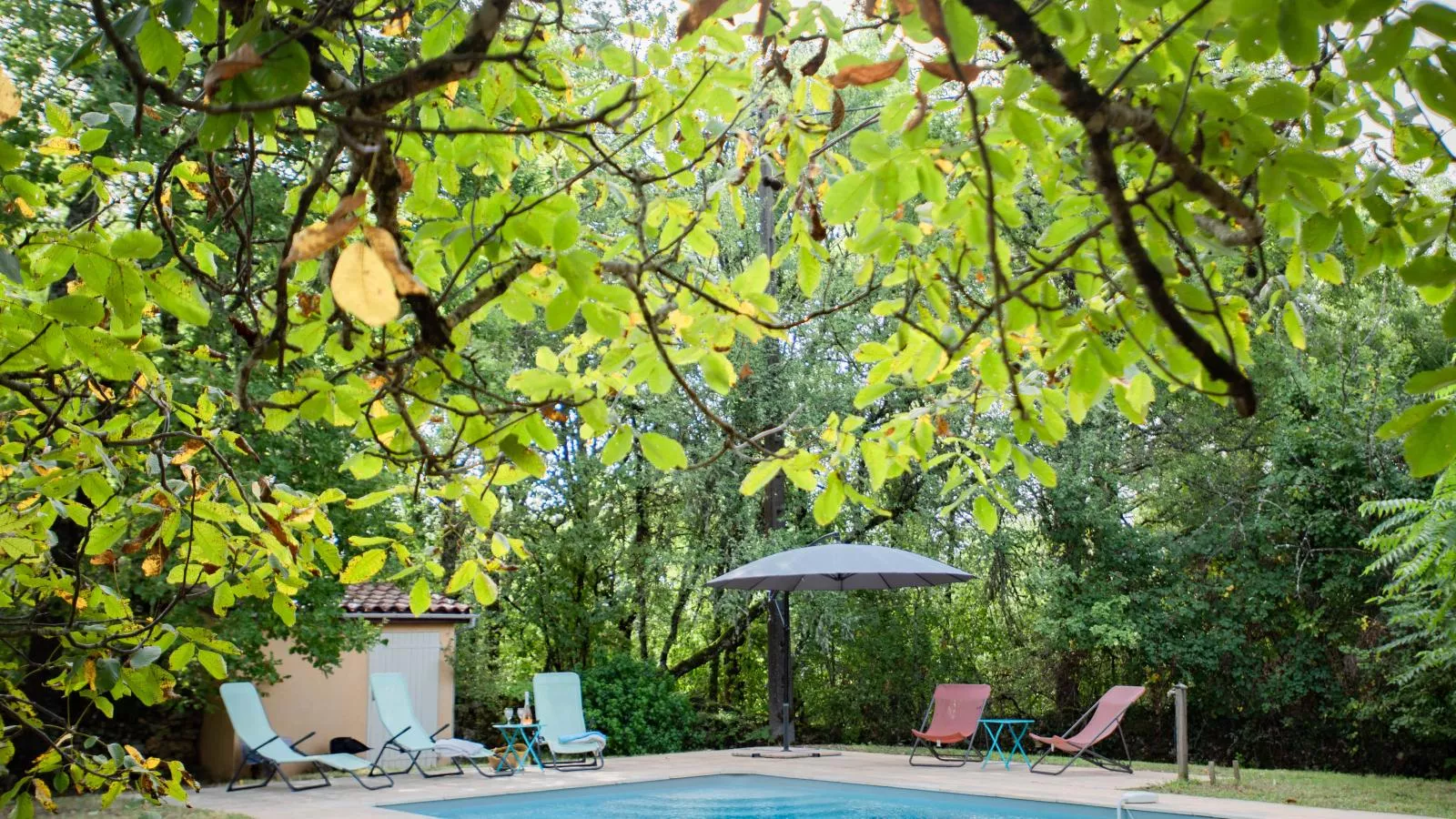 Les Follets-Pool