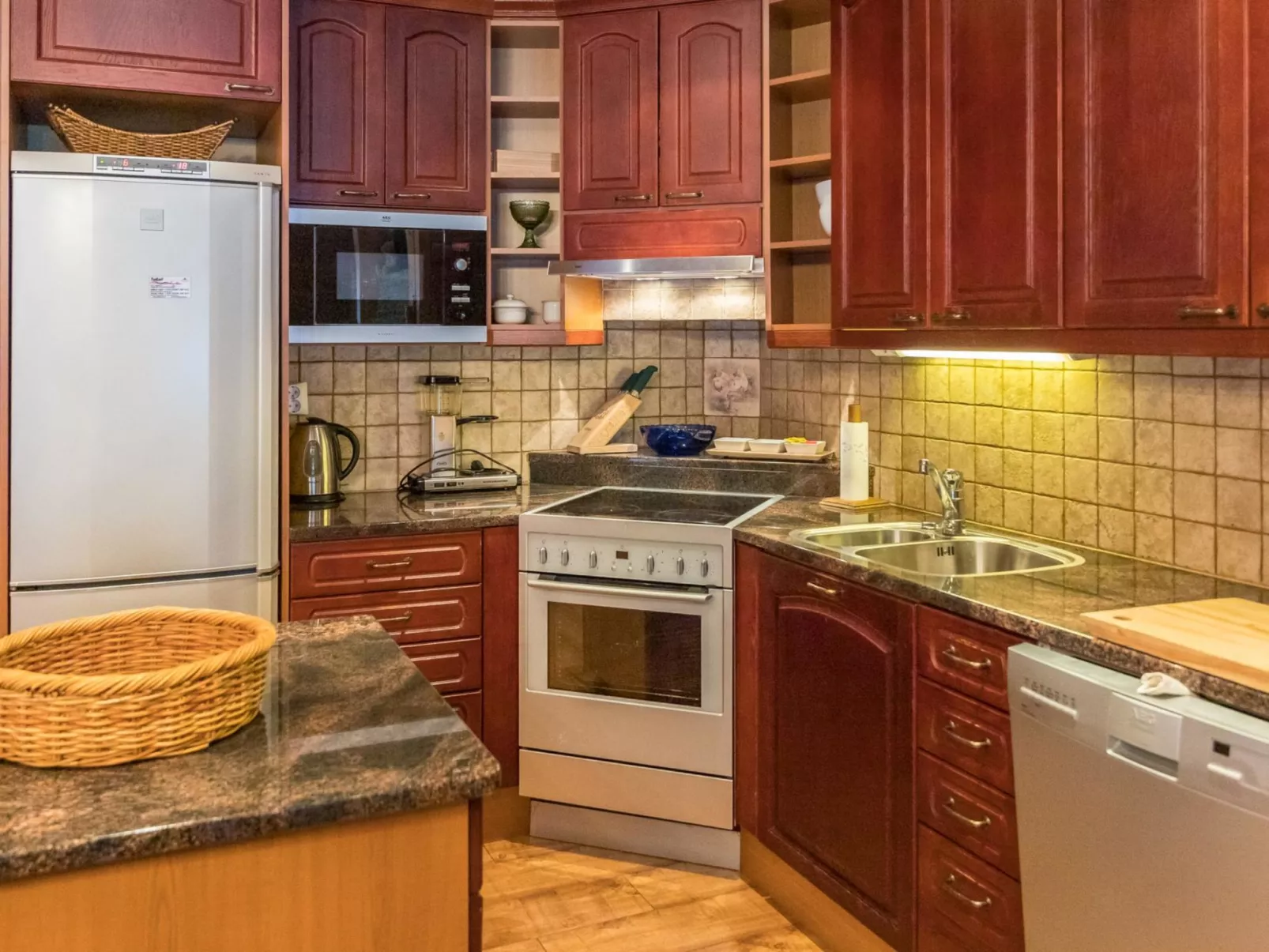 Ylläskaira a-Inside