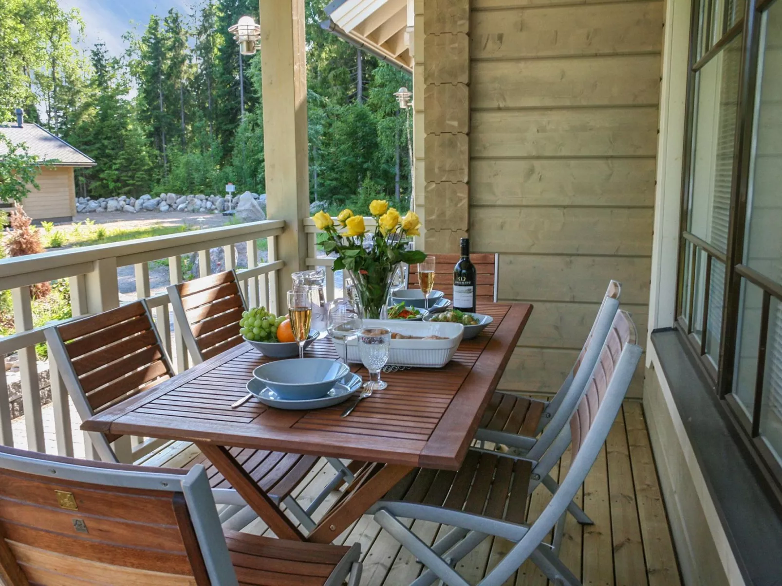 Villa puronotko-Dedans