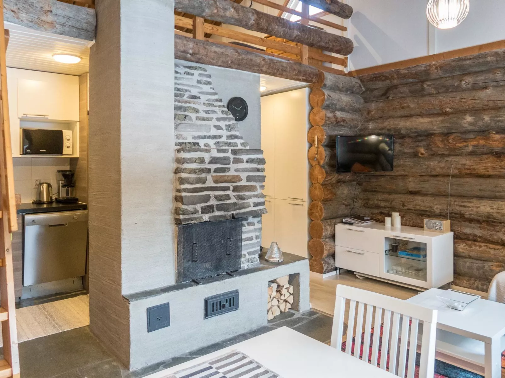 Vuokatinportti a 1-Dedans