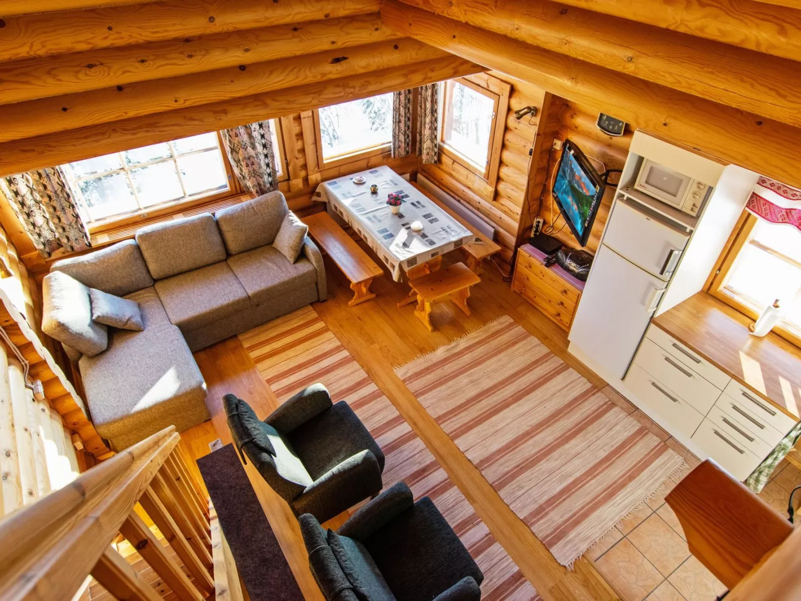 Alppimaja b paritalo-Inside