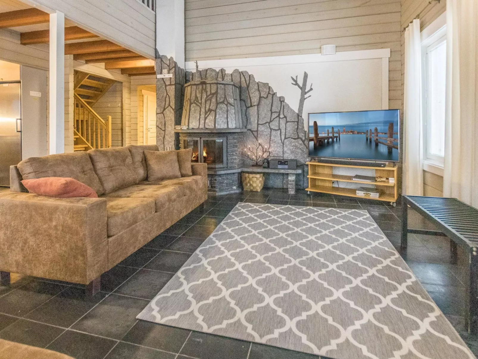 Uulanlinna a, paritalo-Dedans