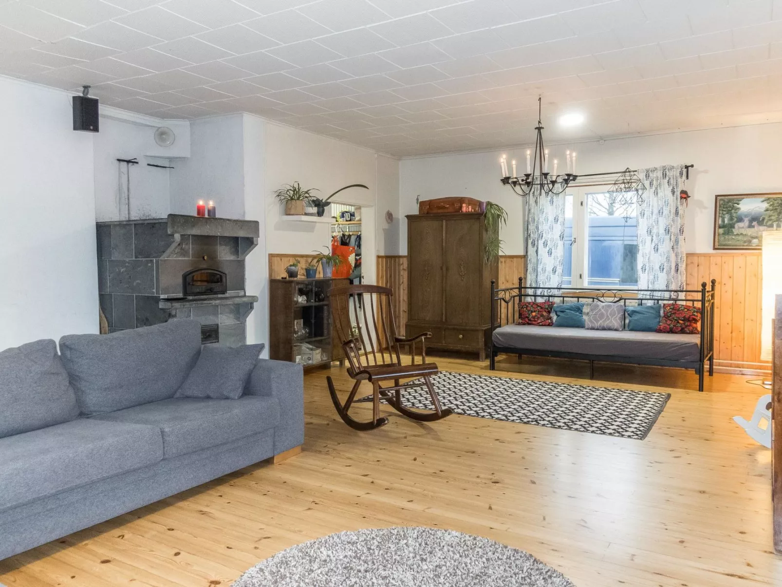 Backcountry base-Inside