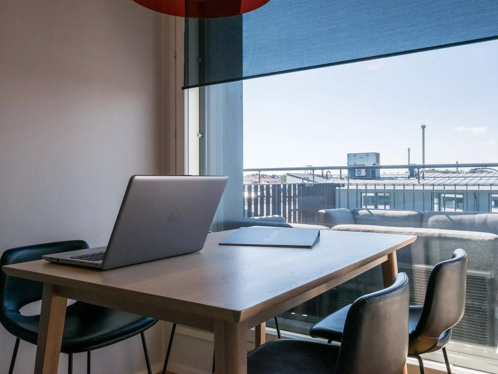 Helsinki rooftop-Dedans