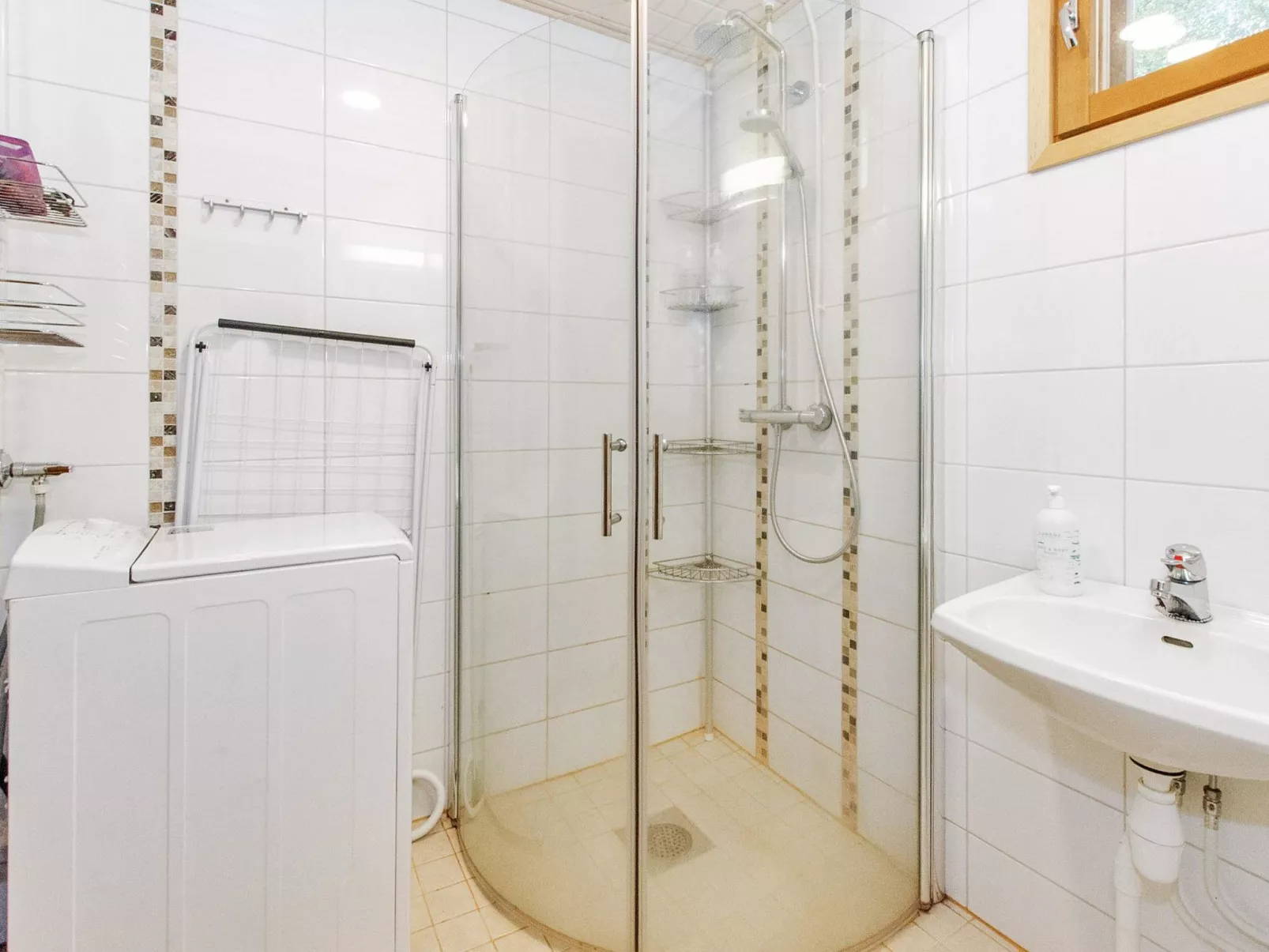 Kulta-käkönen 10 by bomba-Dedans