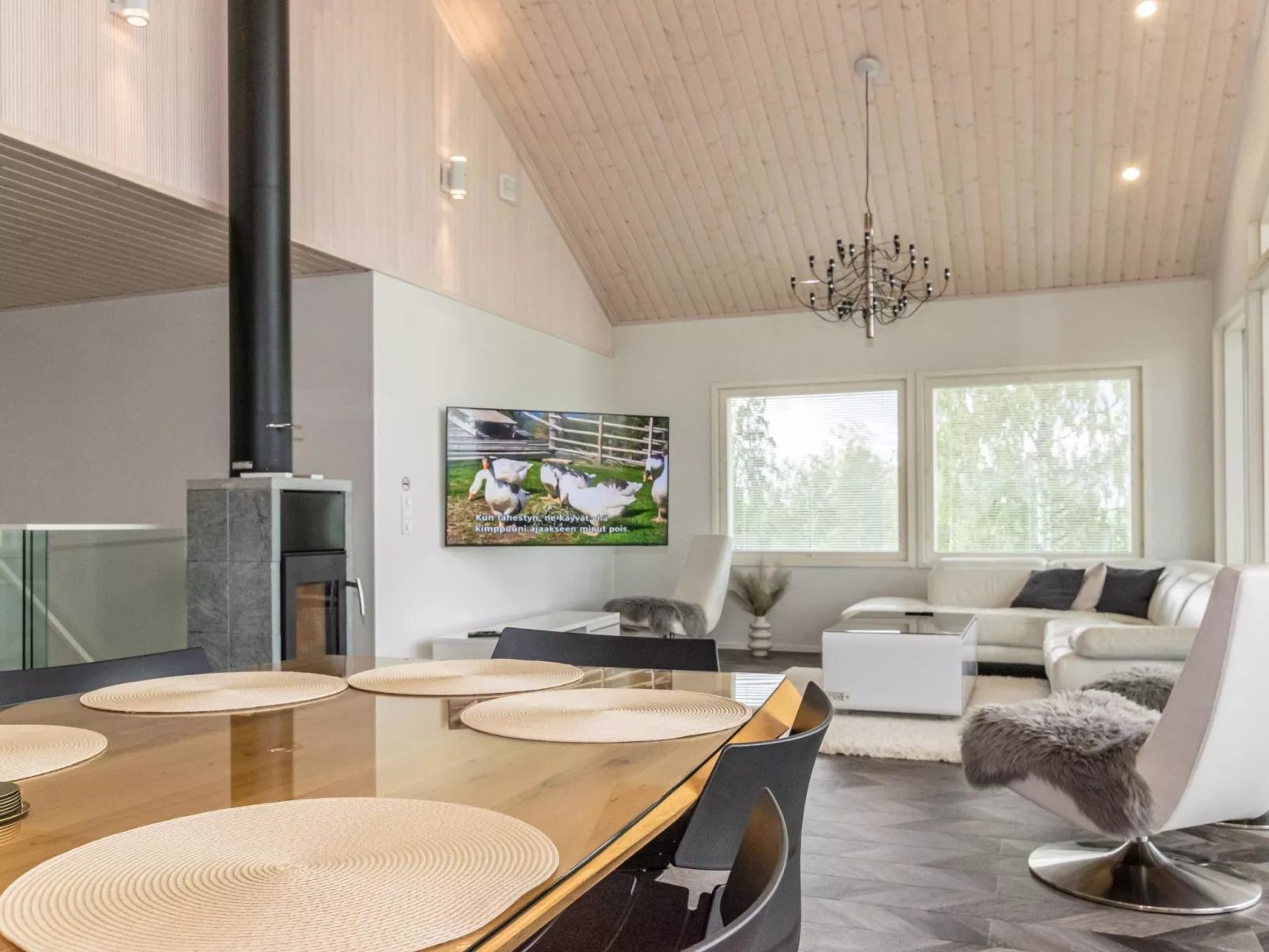 Villa hill magia-Dedans