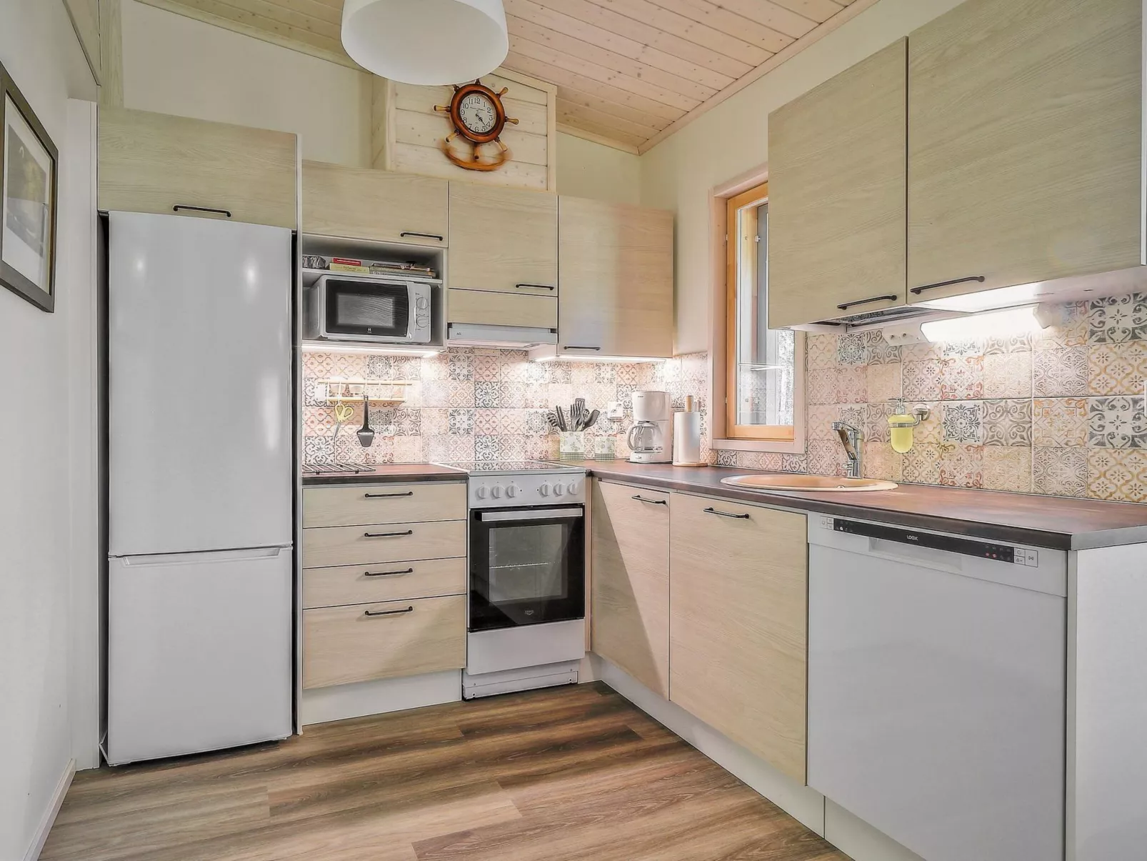 Villa ankkuri-Drinnen