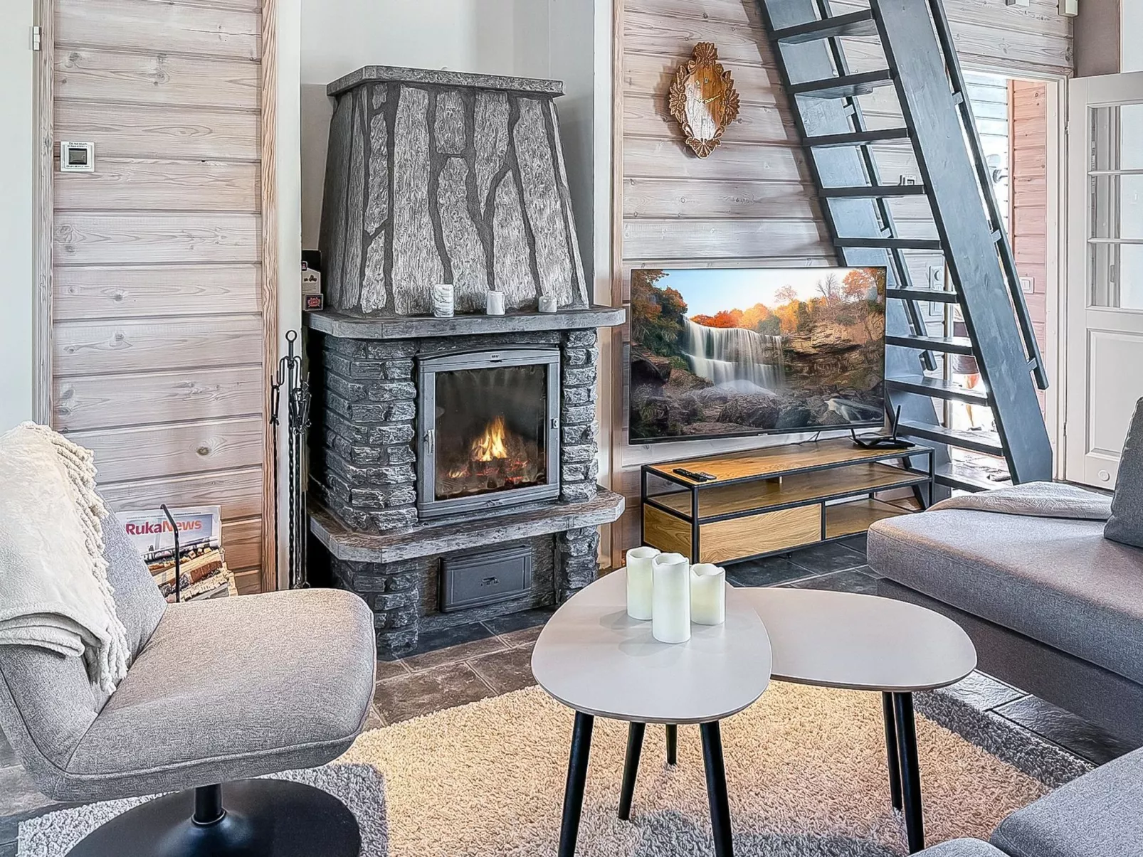 Villa taikavuosseli-Inside