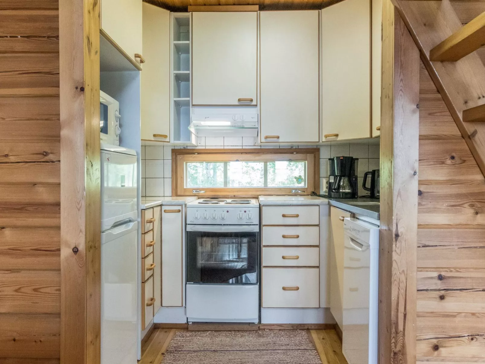 Mansikkaranta 1-Inside