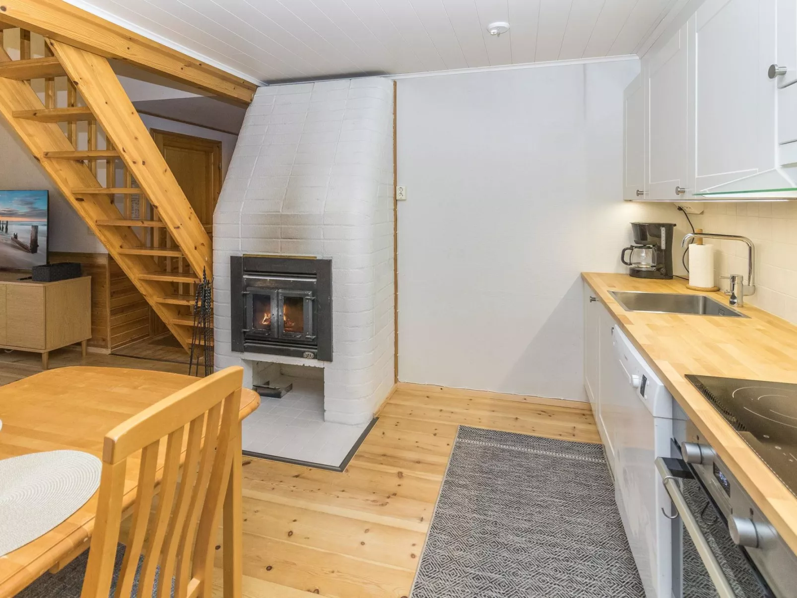 Teerenpesue f 46-Inside