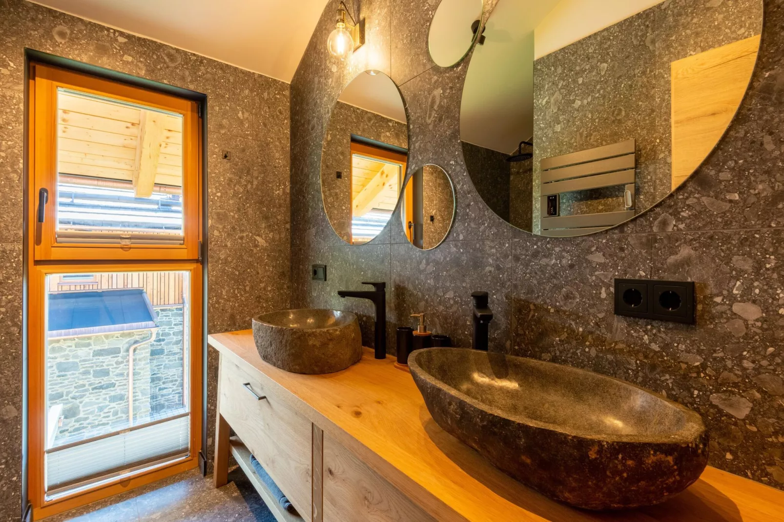 Das Große "Anna am See" - Badezimmer