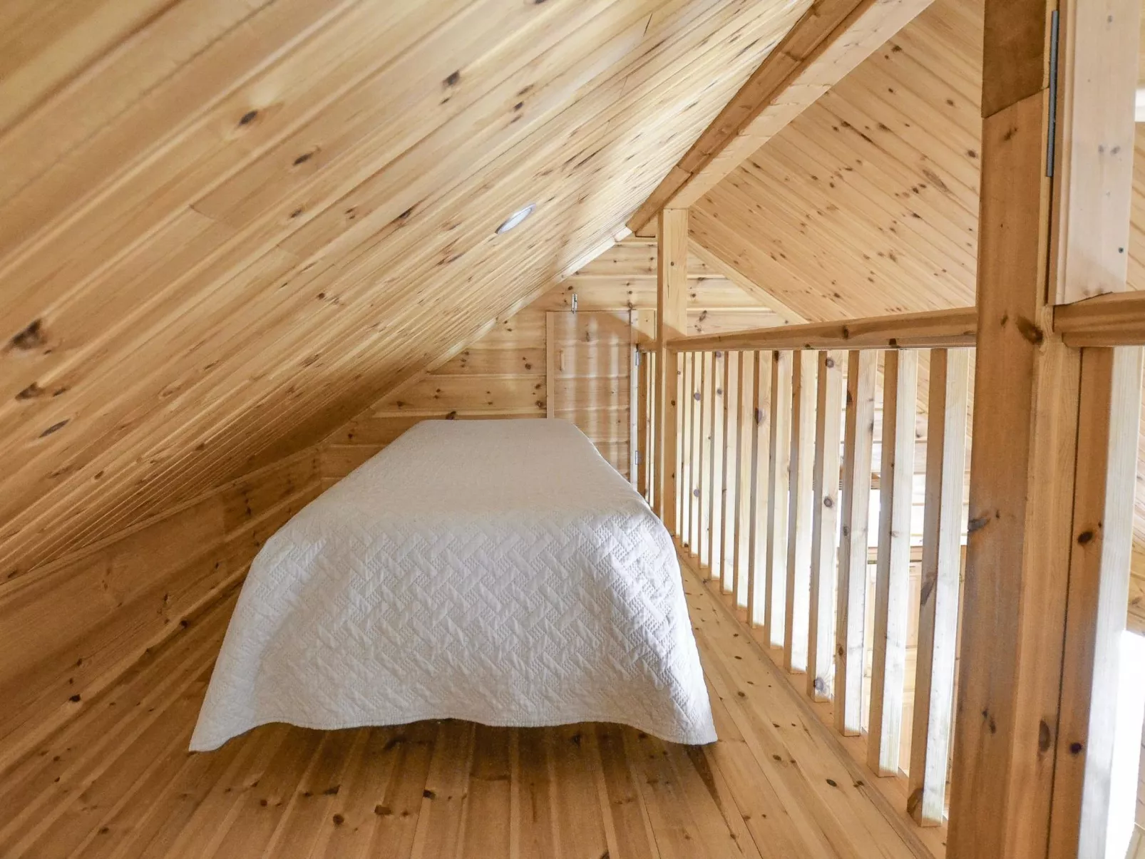 Kannelpirtti 2-Dedans