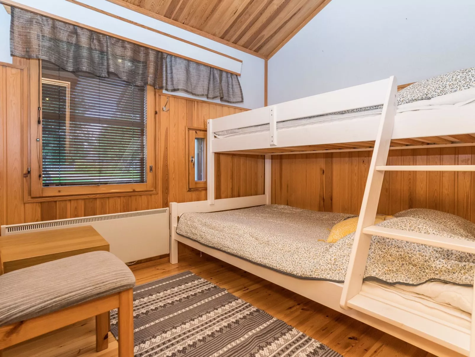 Kelokivakka e23-Dedans