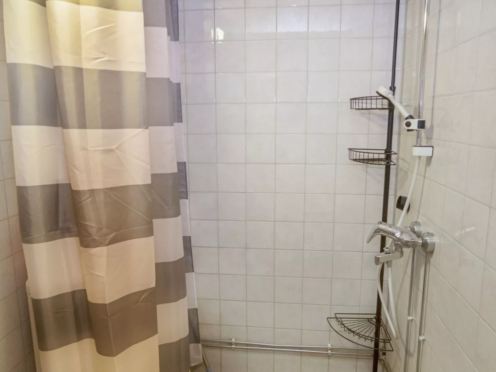 Varilan lomamajat nr2-Dedans